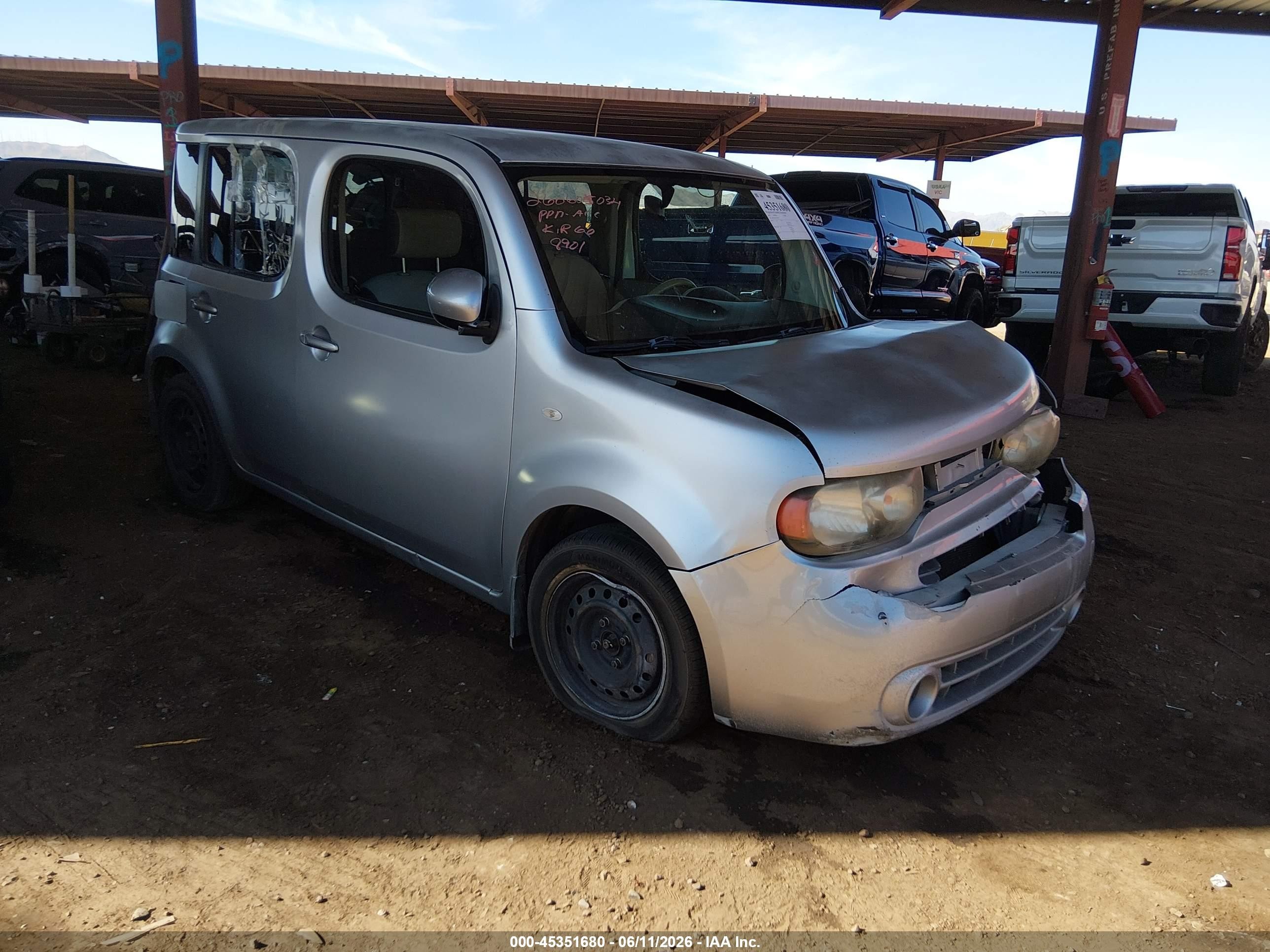 2010 Nissan Cube 1.8s Серебряный vin: JN8AZ2KR1AT168901