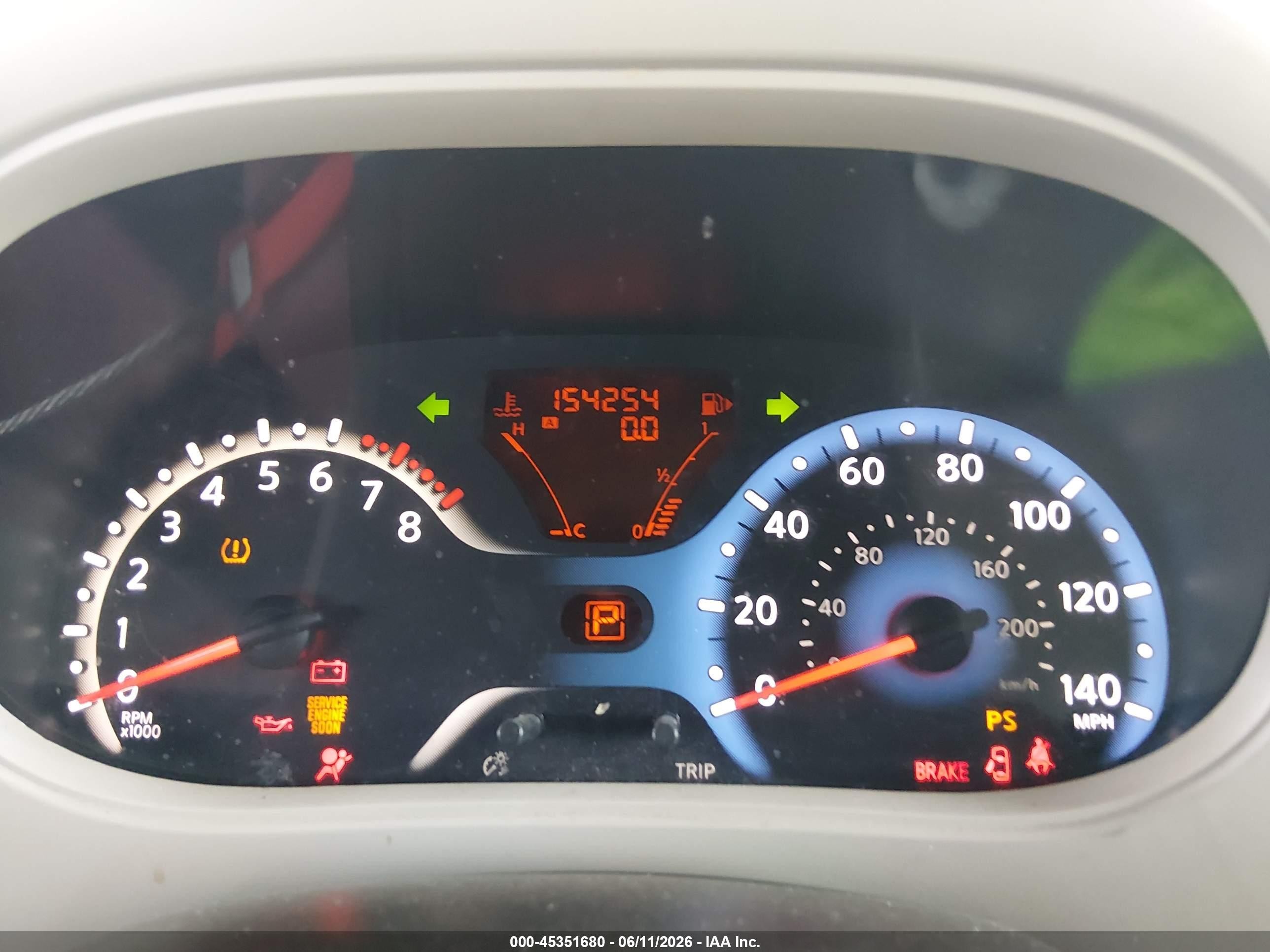 2010 Nissan Cube 1.8s Серебряный vin: JN8AZ2KR1AT168901
