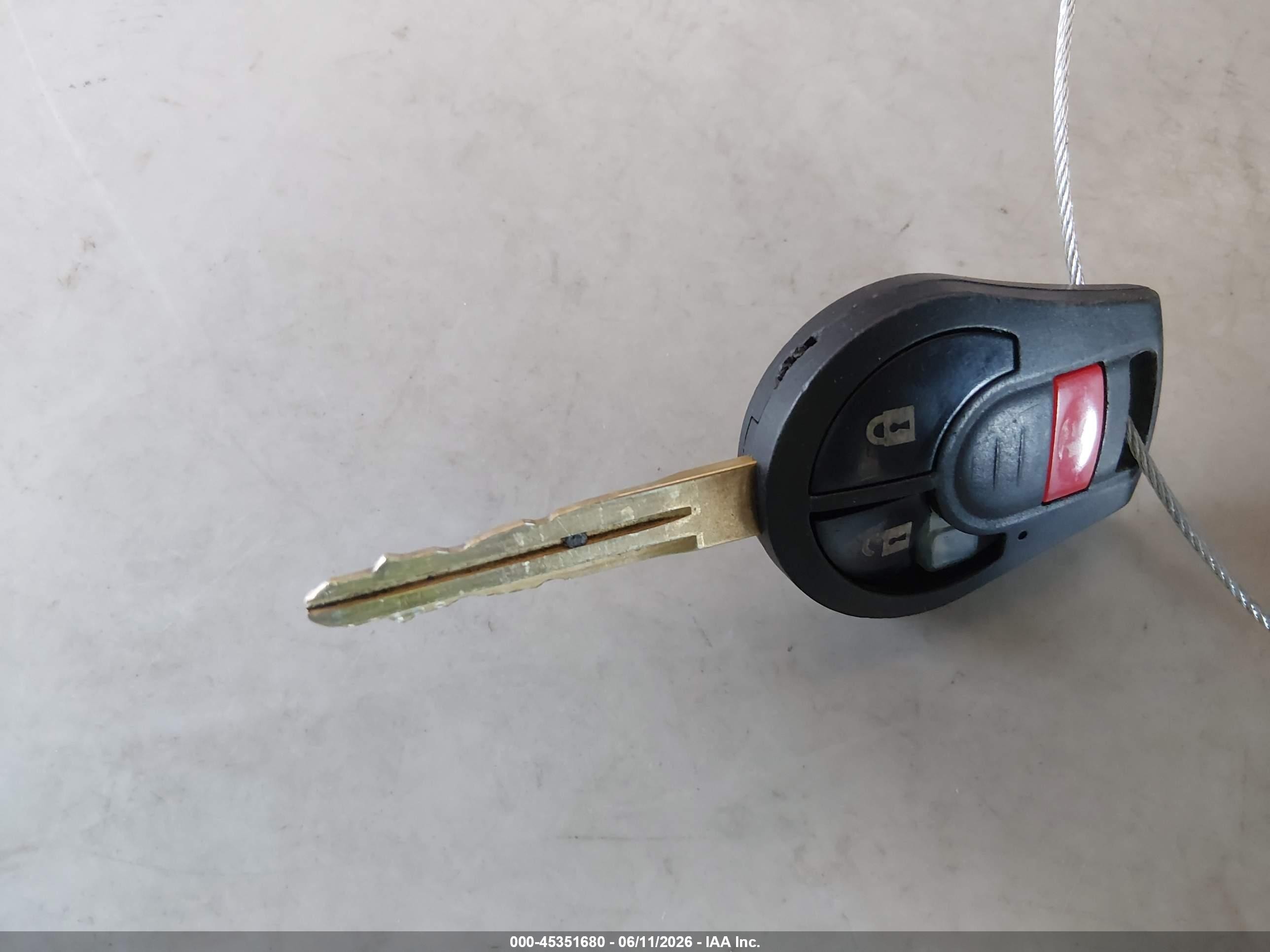 2010 Nissan Cube 1.8s Серебряный vin: JN8AZ2KR1AT168901