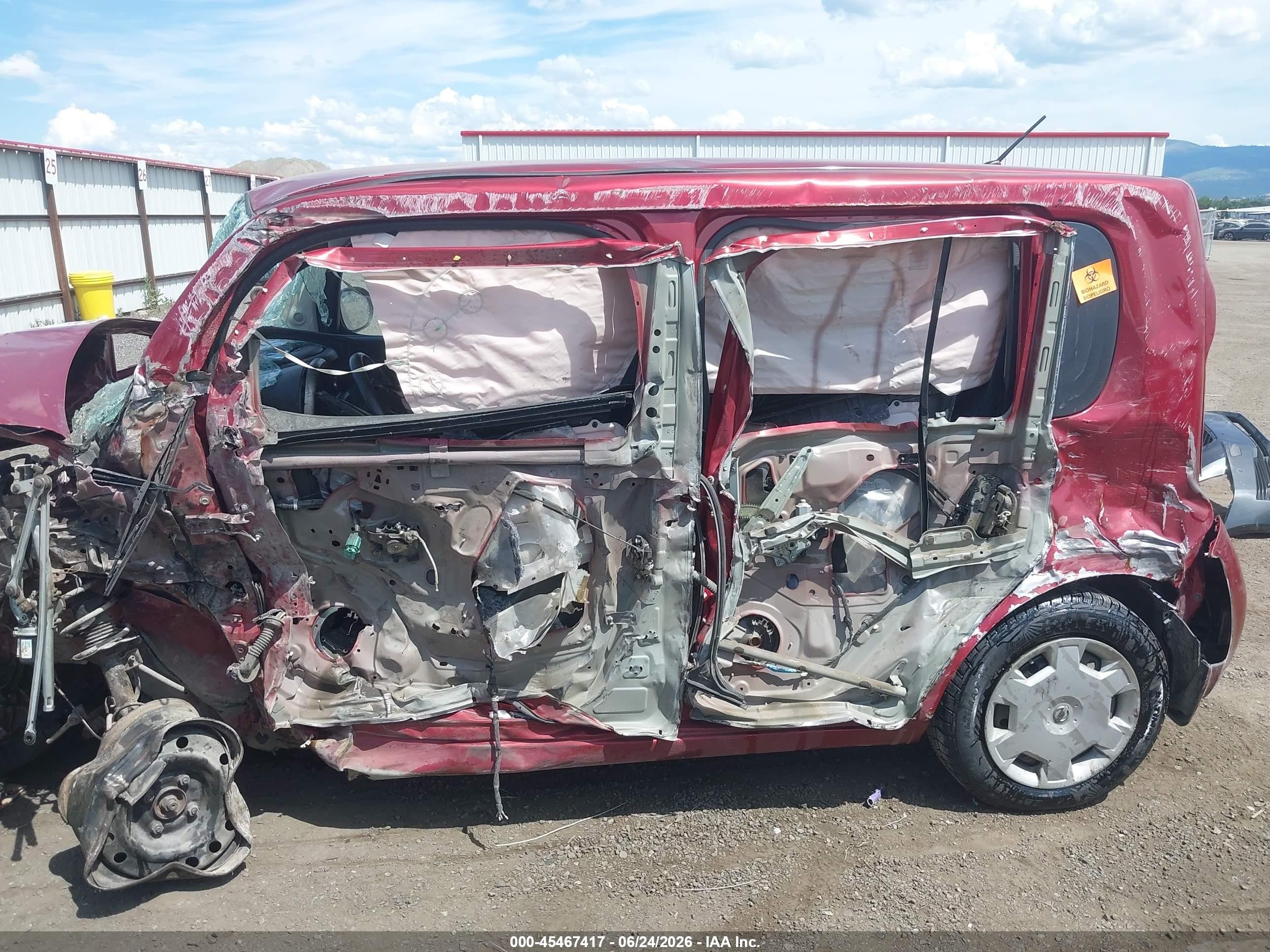 2012 Nissan Cube 1.8 S Burgundy vin: JN8AZ2KR1CT255653