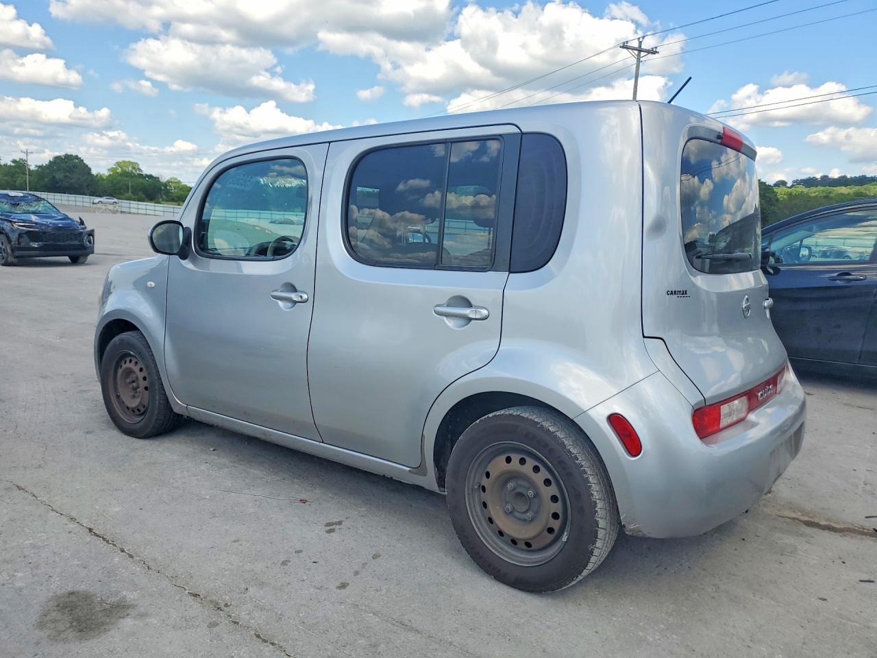 2011 Nissan Cube 1.8 Silver vin: JN8AZ2KR2BT207822