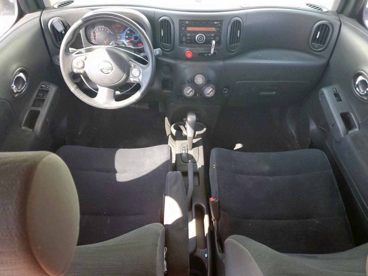 2011 Nissan Cube White vin: JN8AZ2KR2BT212907