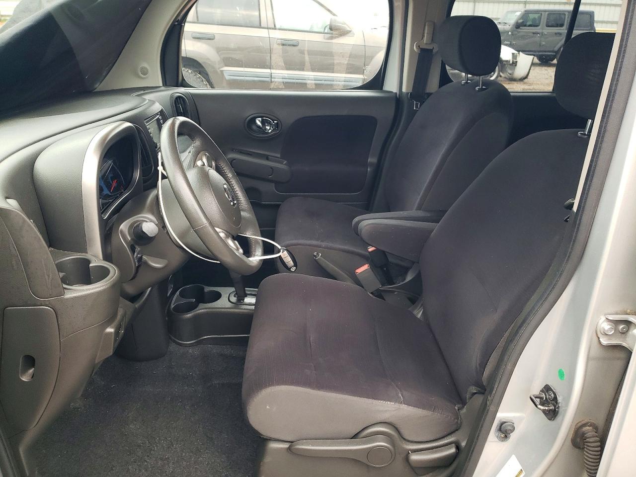 2012 Nissan Cube 1.8 Silver vin: JN8AZ2KR3CT251104