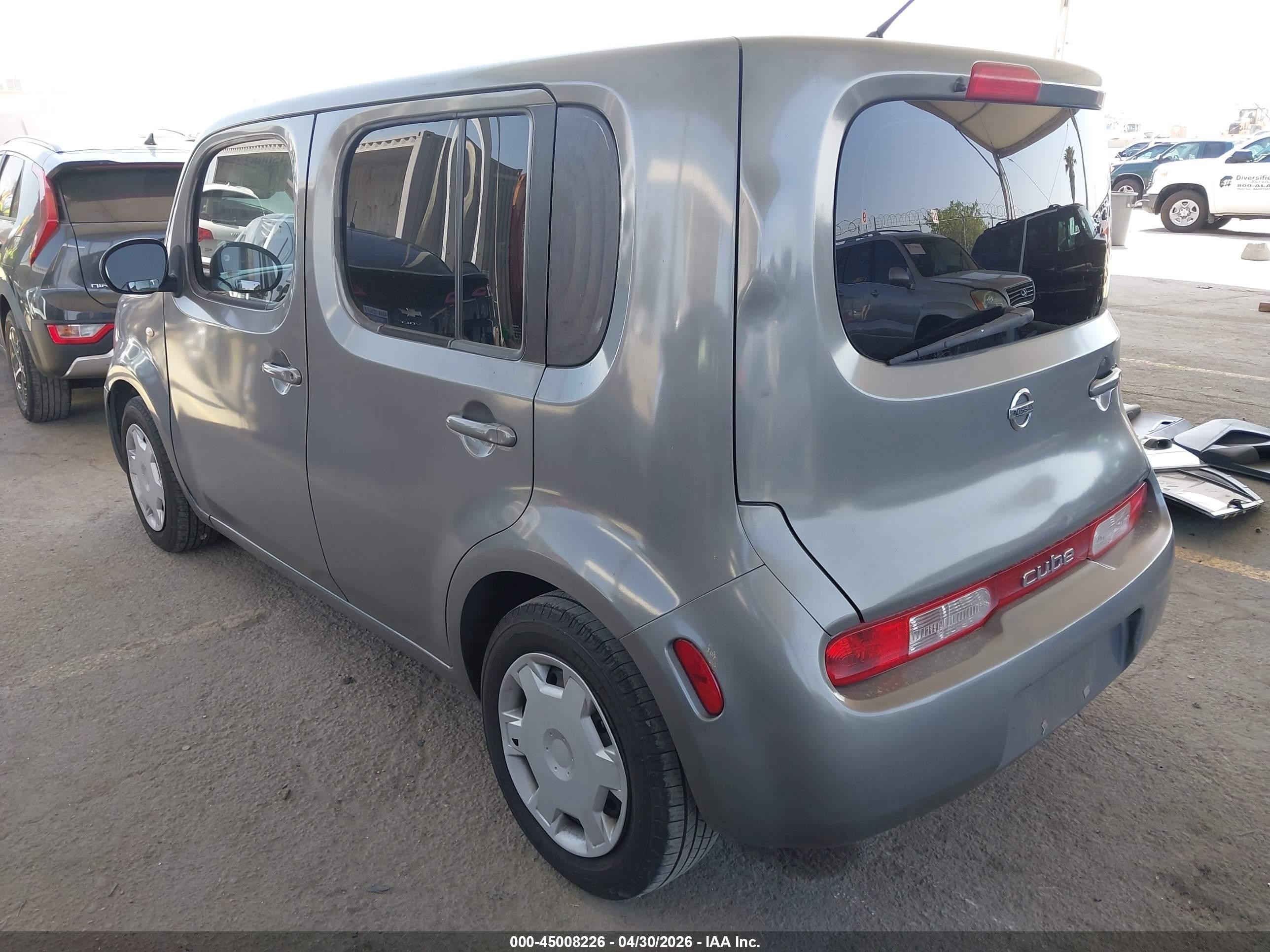 2010 Nissan Cube 1.8s Серый vin: JN8AZ2KR5AT161949