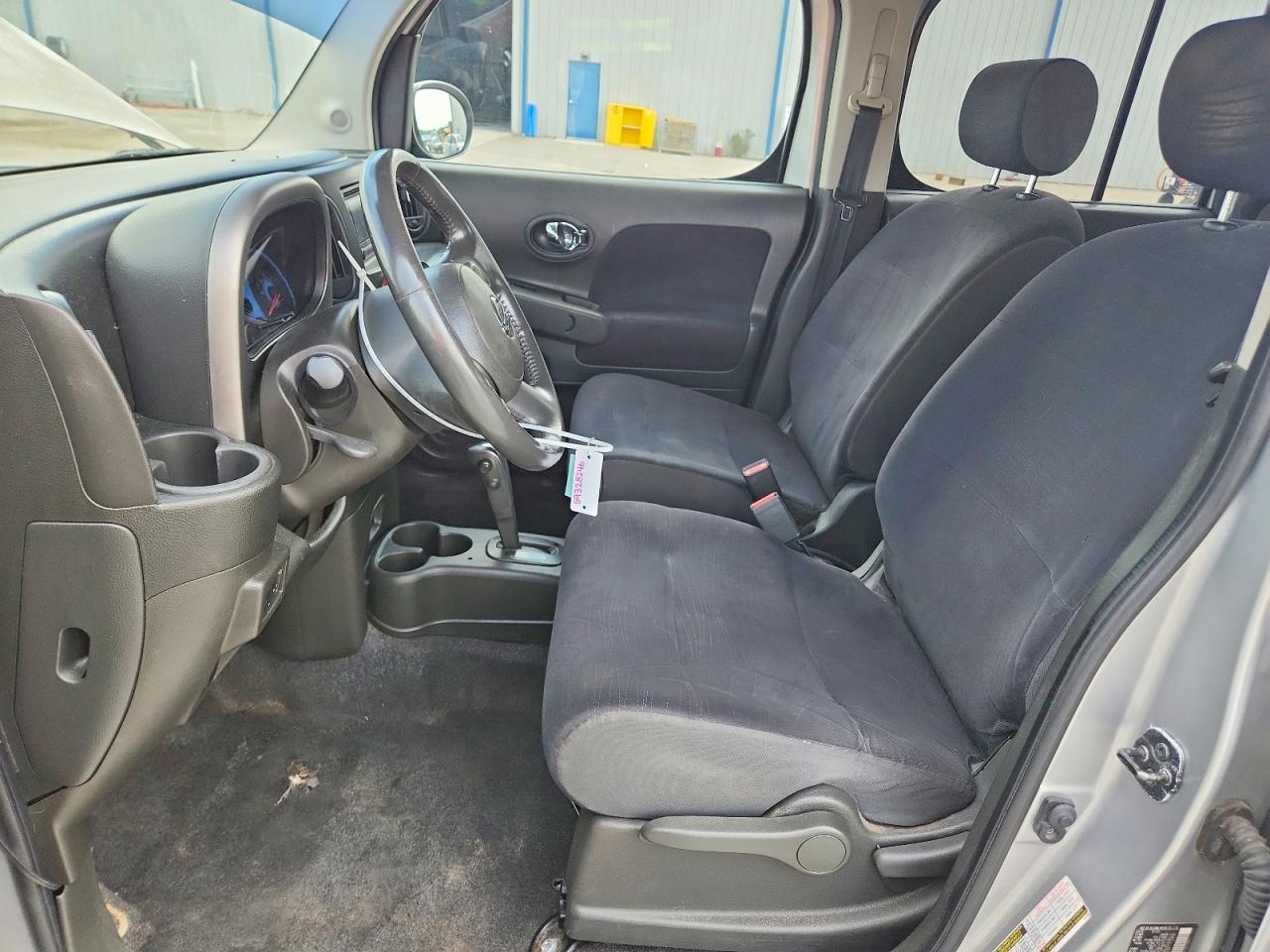 2010 Nissan Cube 1.8 Silver vin: JN8AZ2KR5AT165614