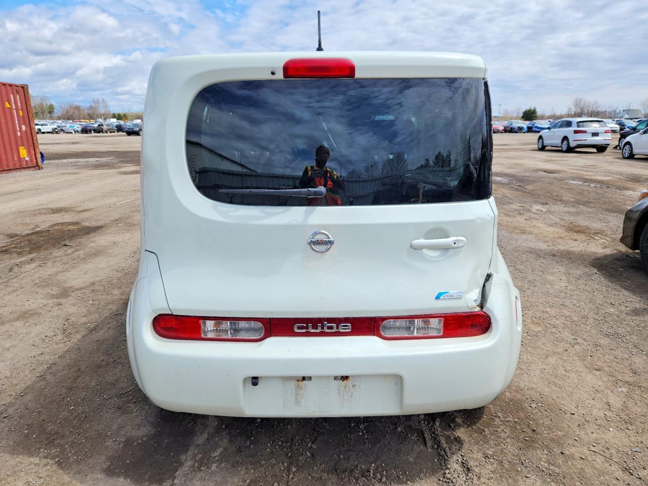 2010 Nissan Cube 1.8 White vin: JN8AZ2KR5AT168044