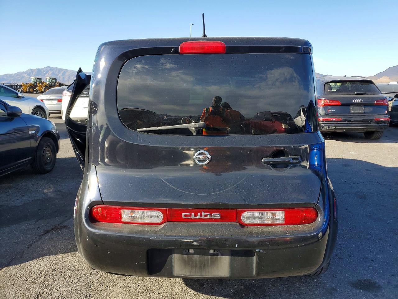 2010 Nissan Cube Base Black vin: JN8AZ2KR6AT168196