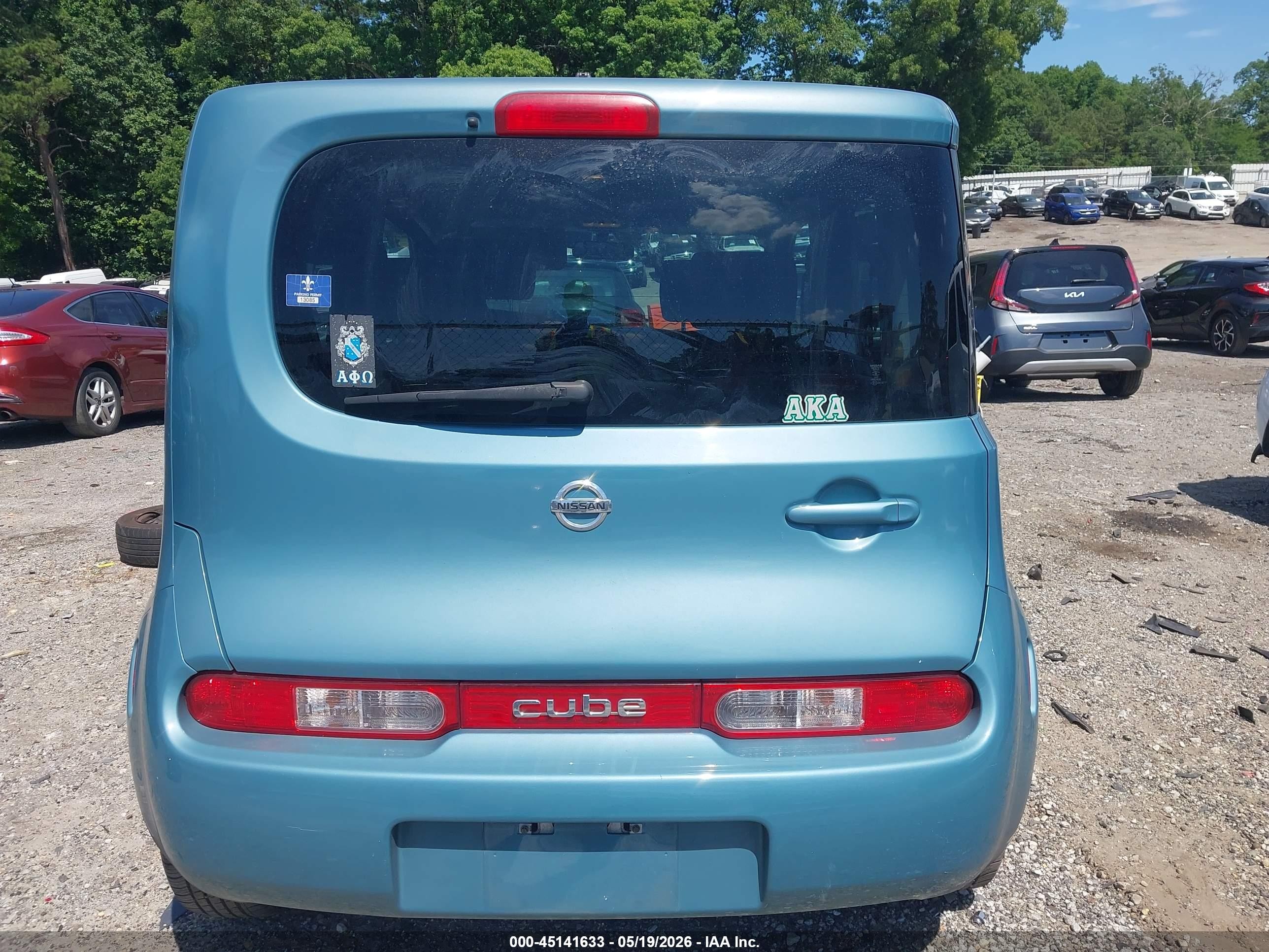 2010 Nissan Cube 1.8s Turquoise vin: JN8AZ2KR7AT159376