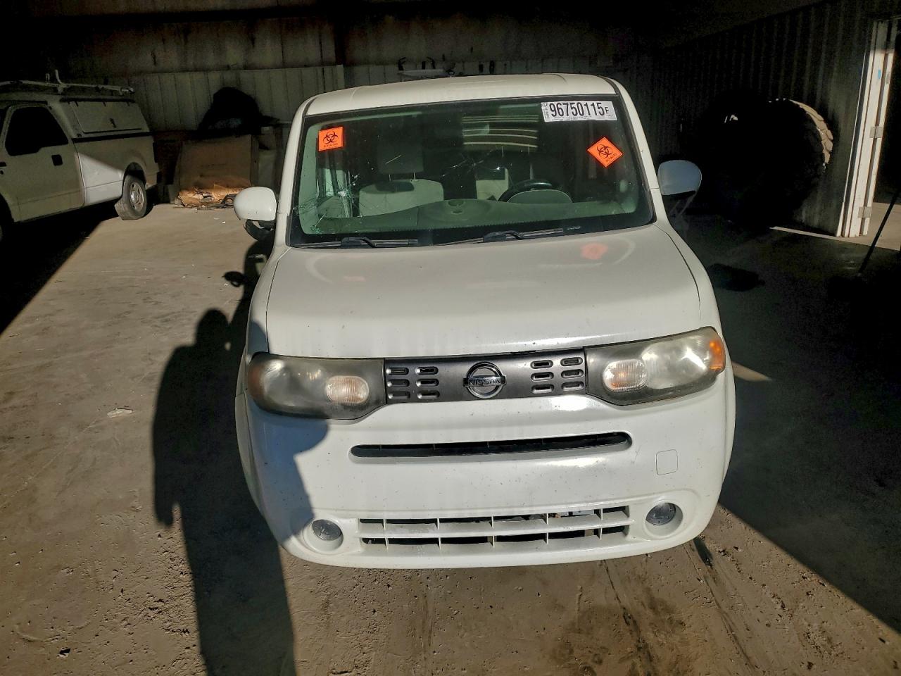 2011 Nissan Cube Base White vin: JN8AZ2KR7BT206648