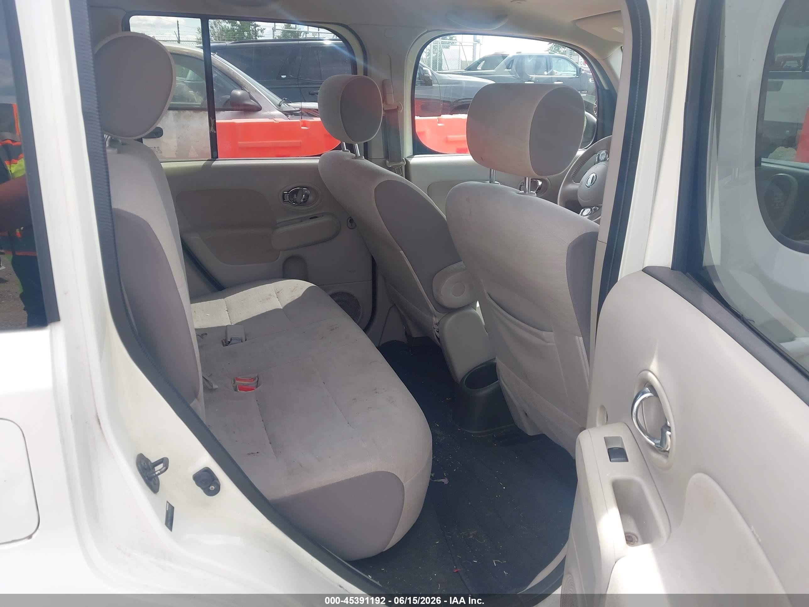 2010 Nissan Cube 1.8s White vin: JN8AZ2KRXAT153605