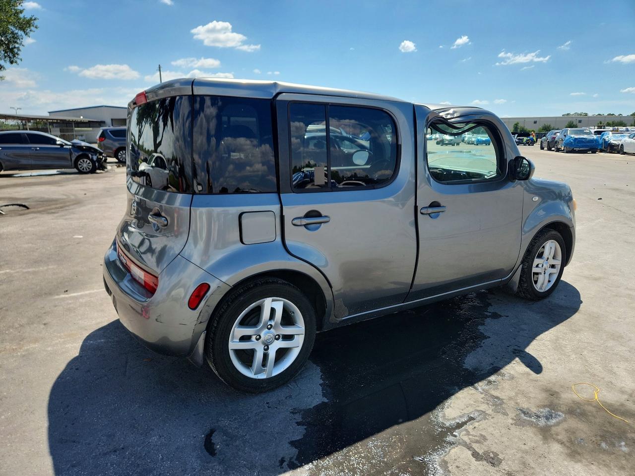 2010 Nissan Cube Gray vin: JN8AZ2KRXAT160456