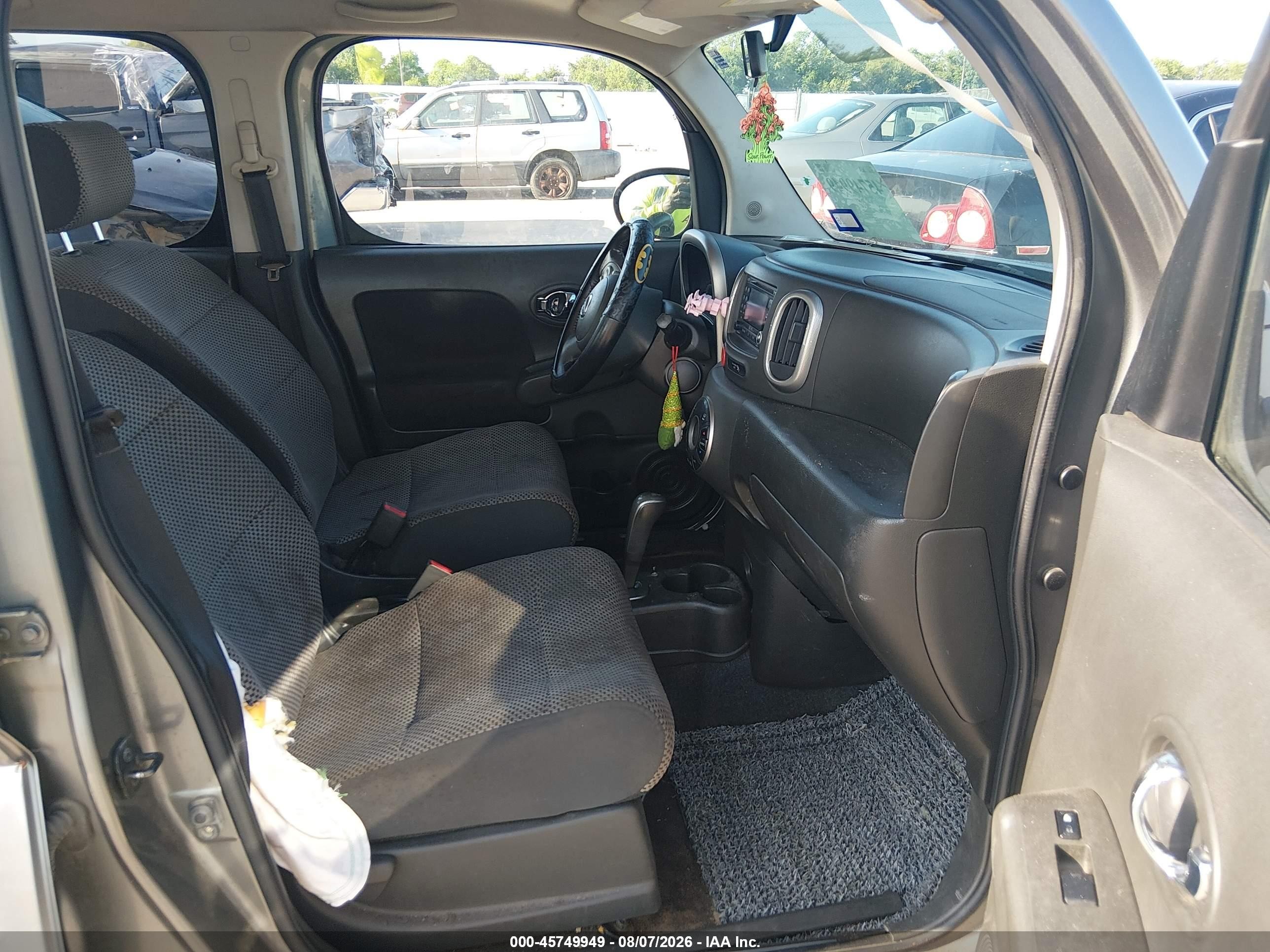 2010 Nissan Cube 1.8 Krom Gray vin: JN8AZ2KRXAT165656