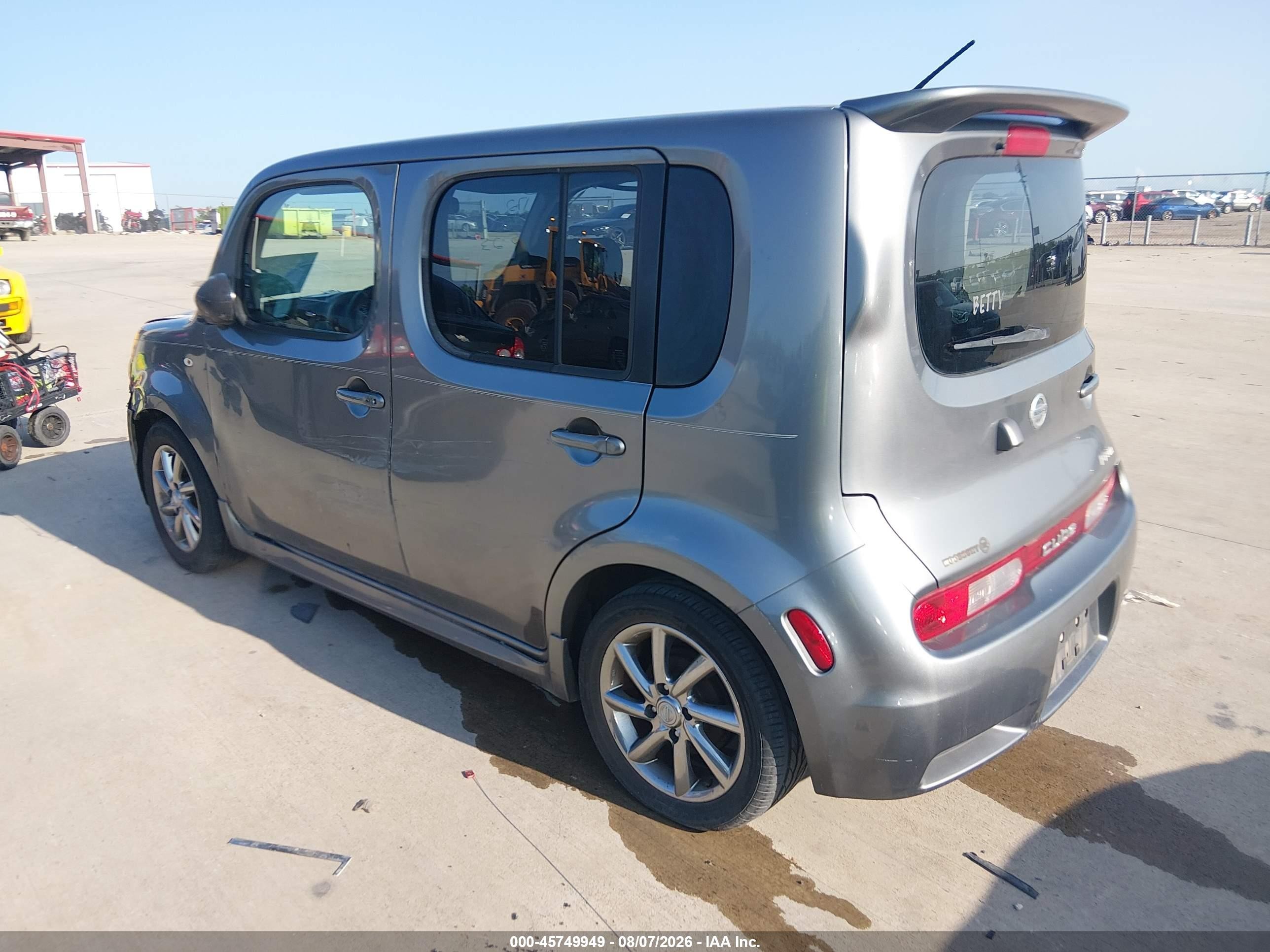 2010 Nissan Cube 1.8 Krom Gray vin: JN8AZ2KRXAT165656