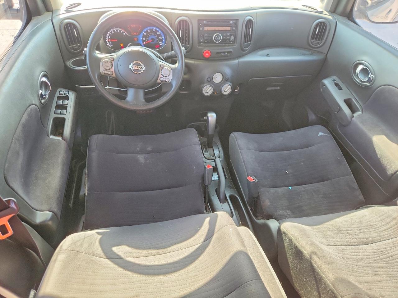 2010 Nissan Cube 1.8 Silver vin: JN8AZ2KRXAT168041