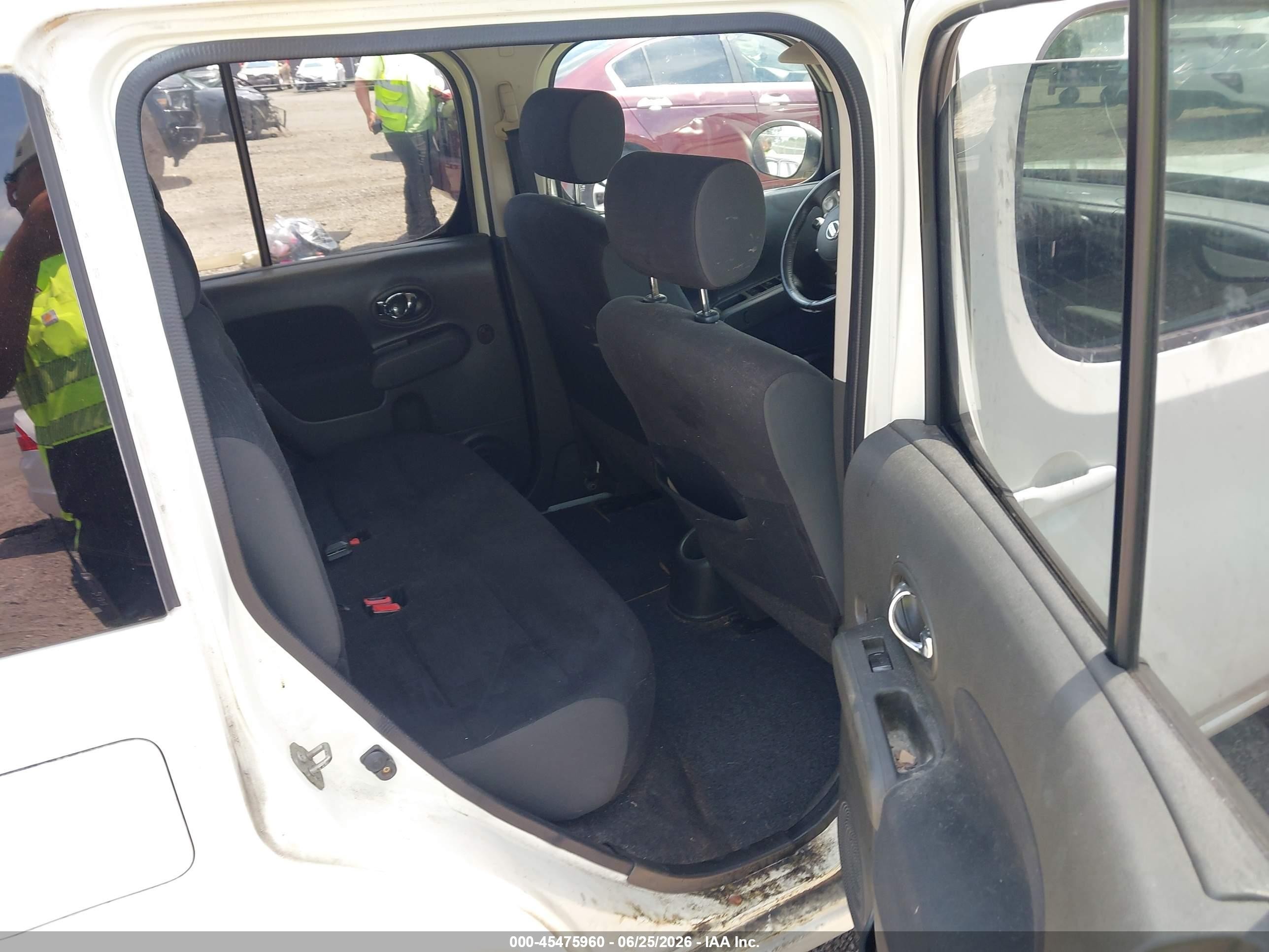 2011 Nissan Cube 1.8s White vin: JN8AZ2KRXBT205221