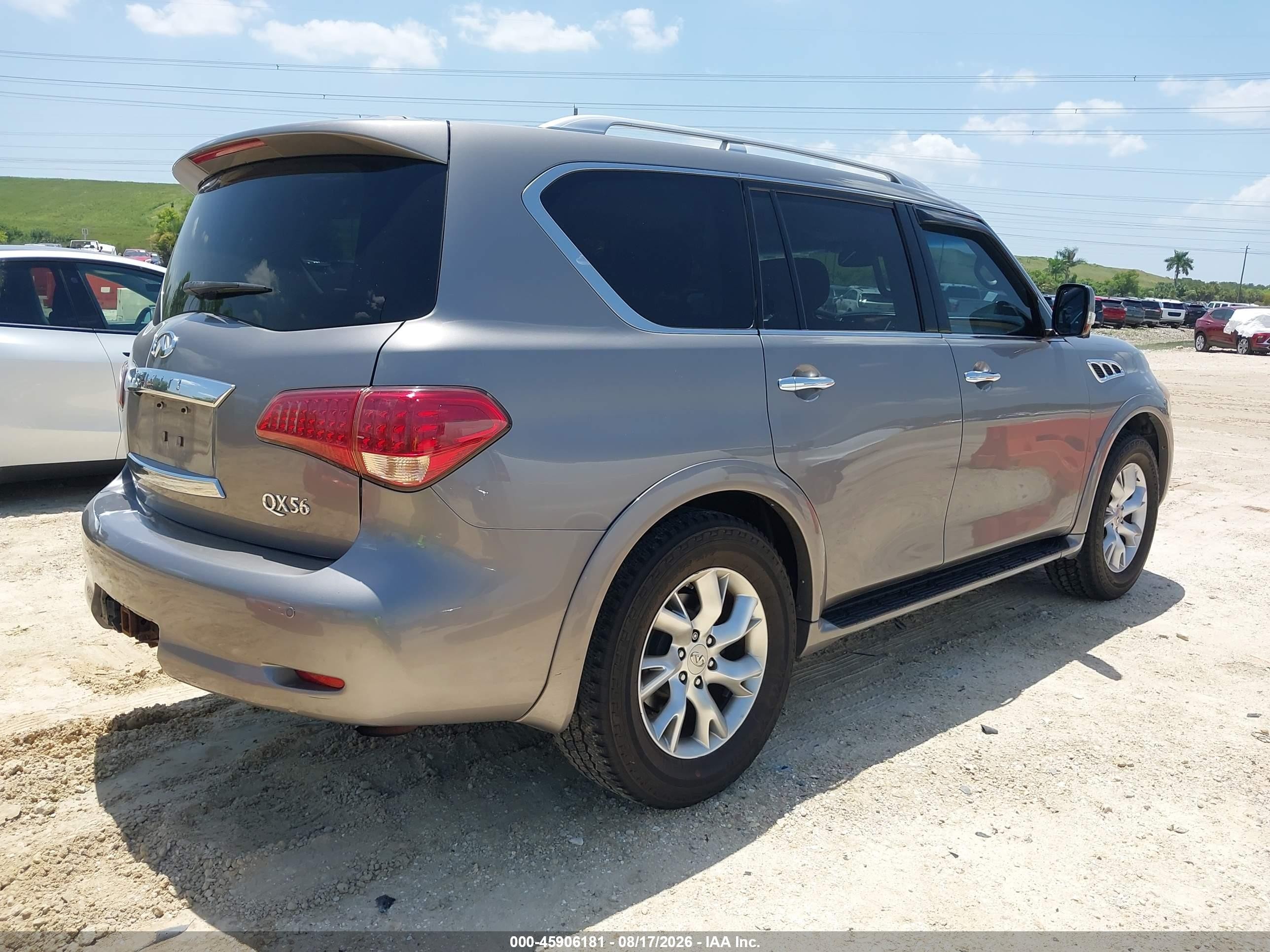 2011 Infiniti Qx56   Серебряный vin: JN8AZ2NC0B9302111