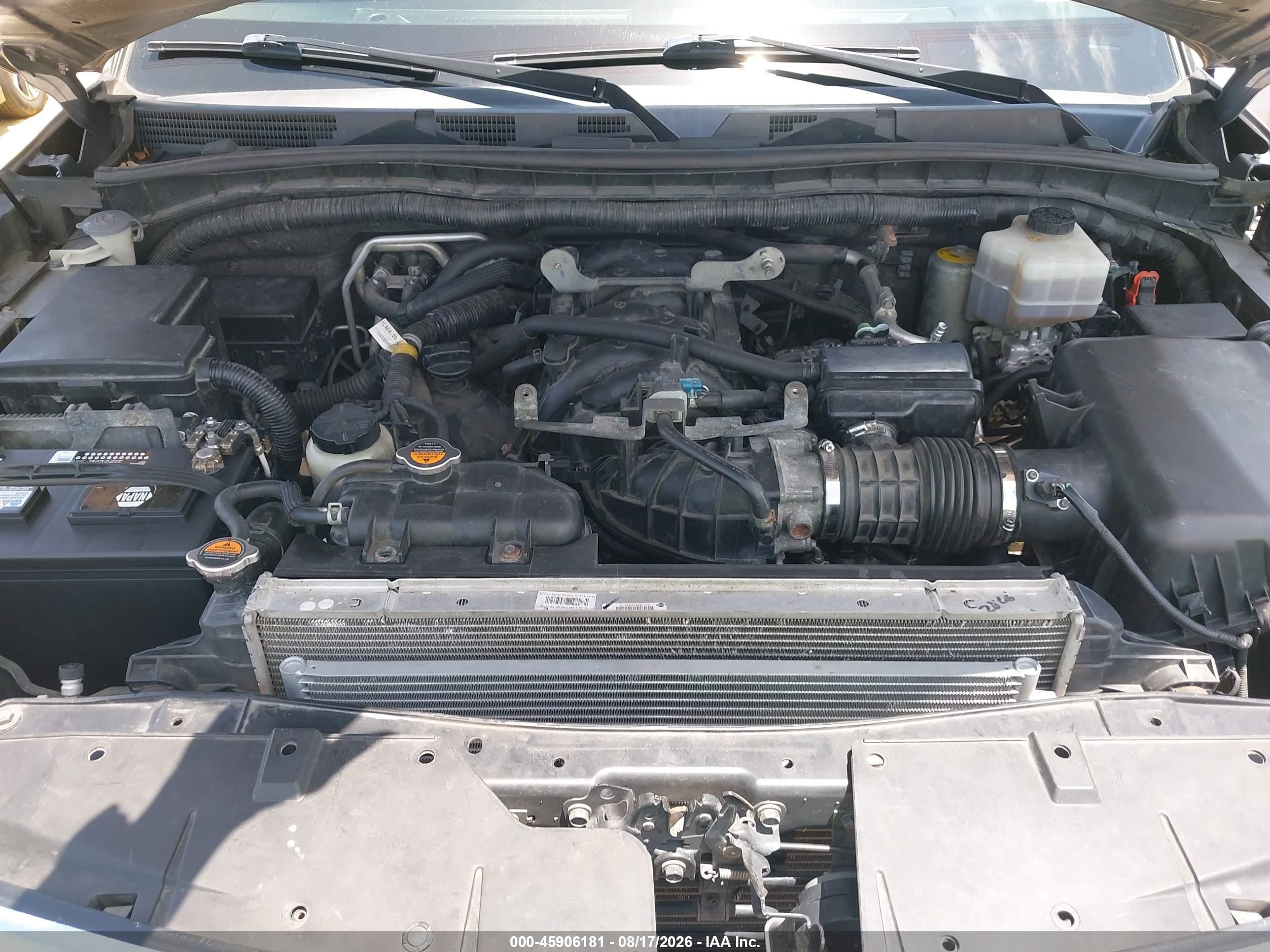 2011 Infiniti Qx56   Серебряный vin: JN8AZ2NC0B9302111