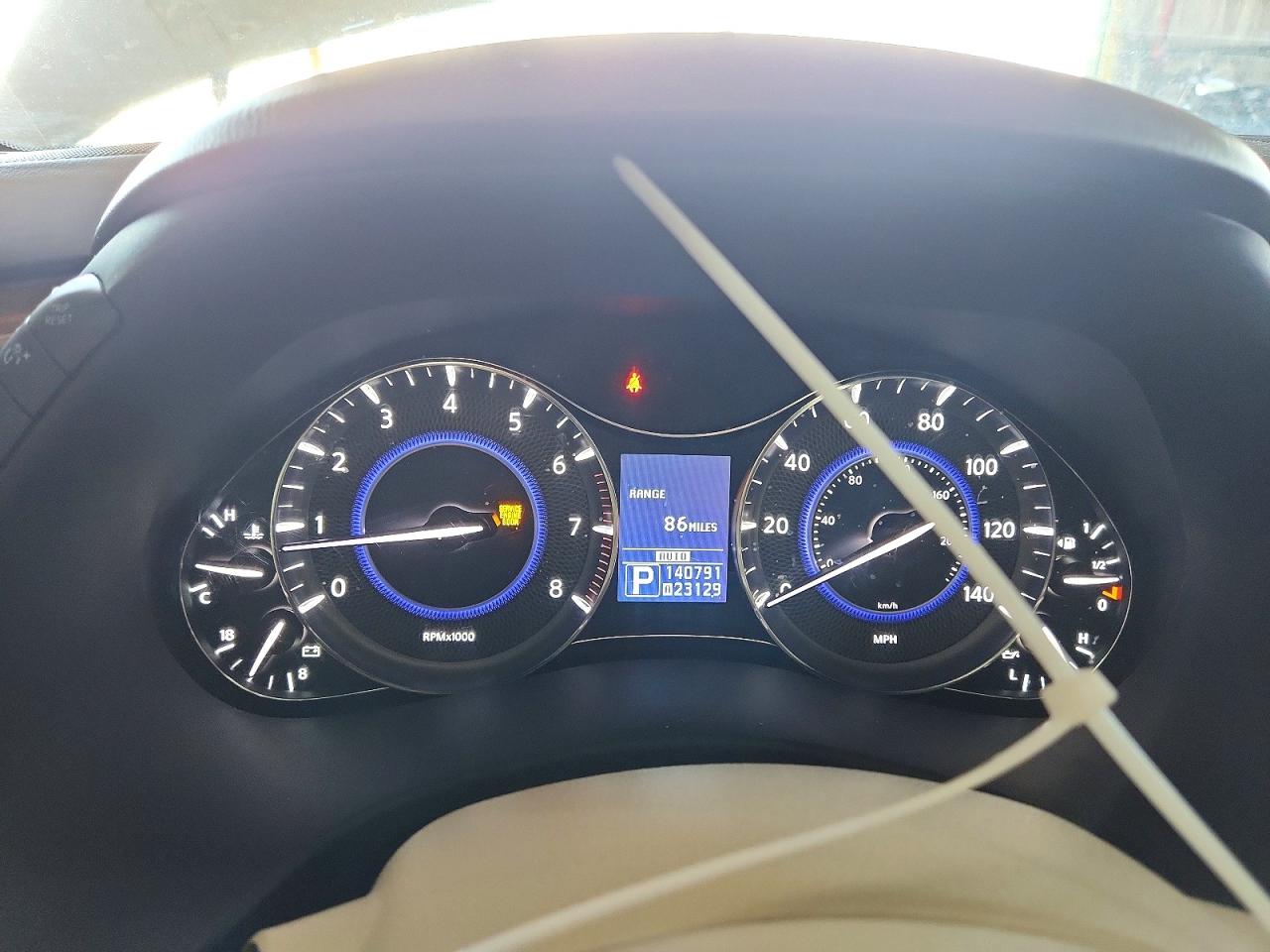 2011 Infiniti Qx56 Base White vin: JN8AZ2NC3B9301082