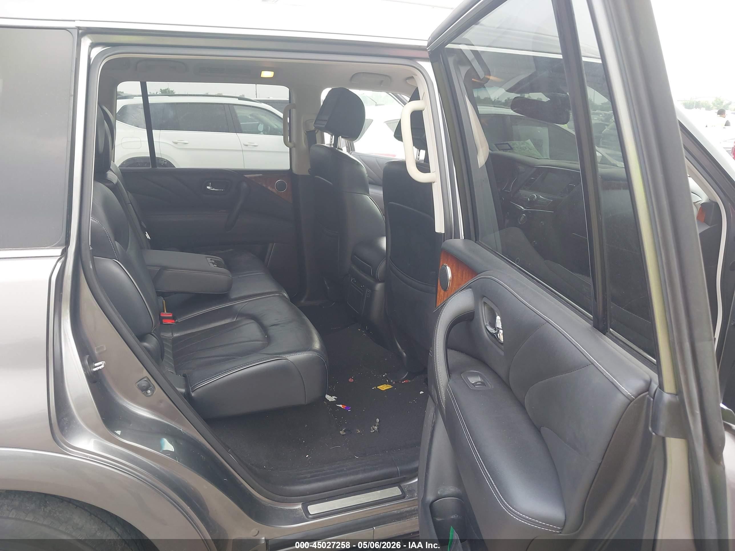 2015 Infiniti Qx80 Серый vin: JN8AZ2NC3F9370618