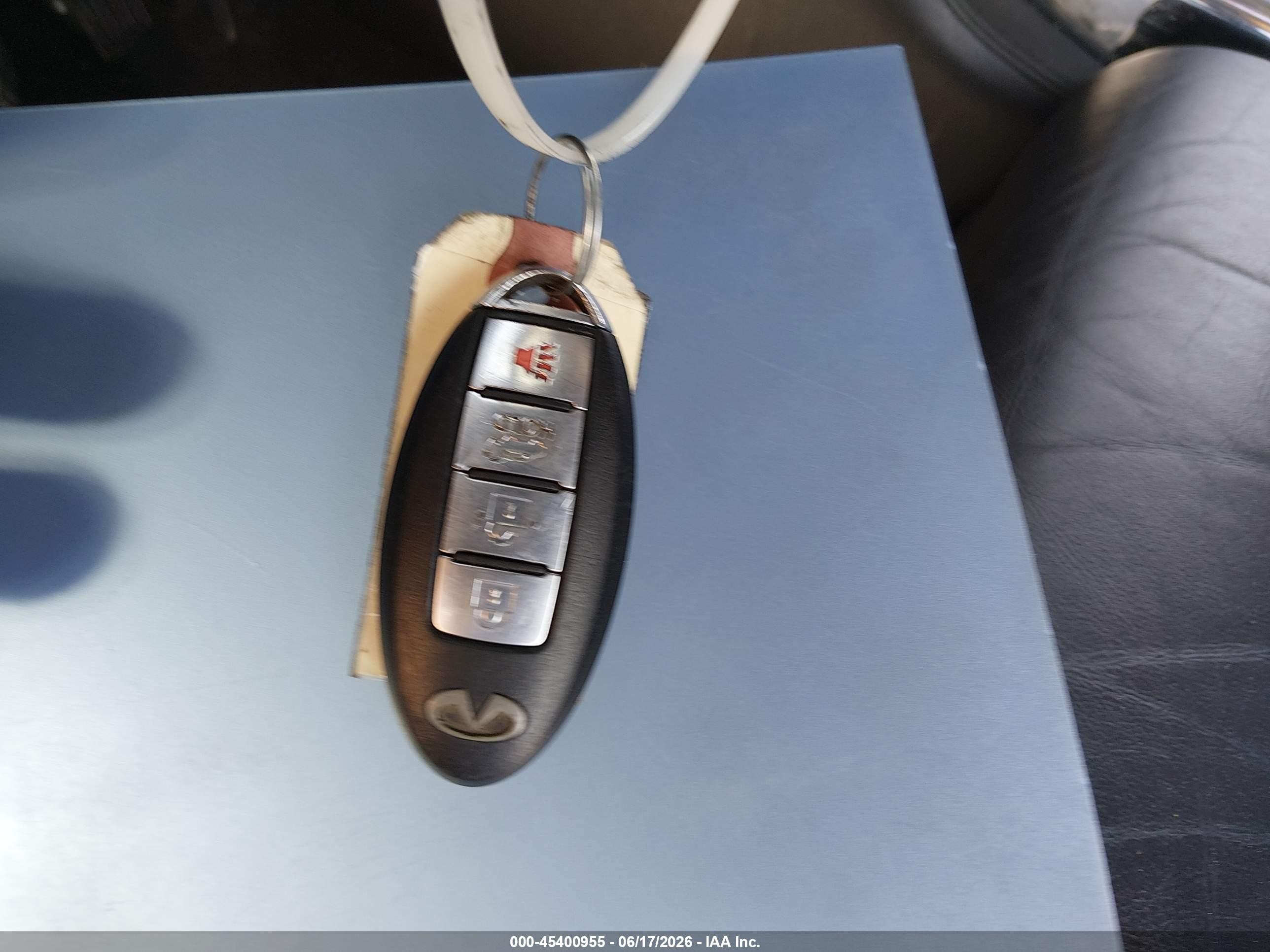 2011 Infiniti Qx56   Черный vin: JN8AZ2NC6B9300668