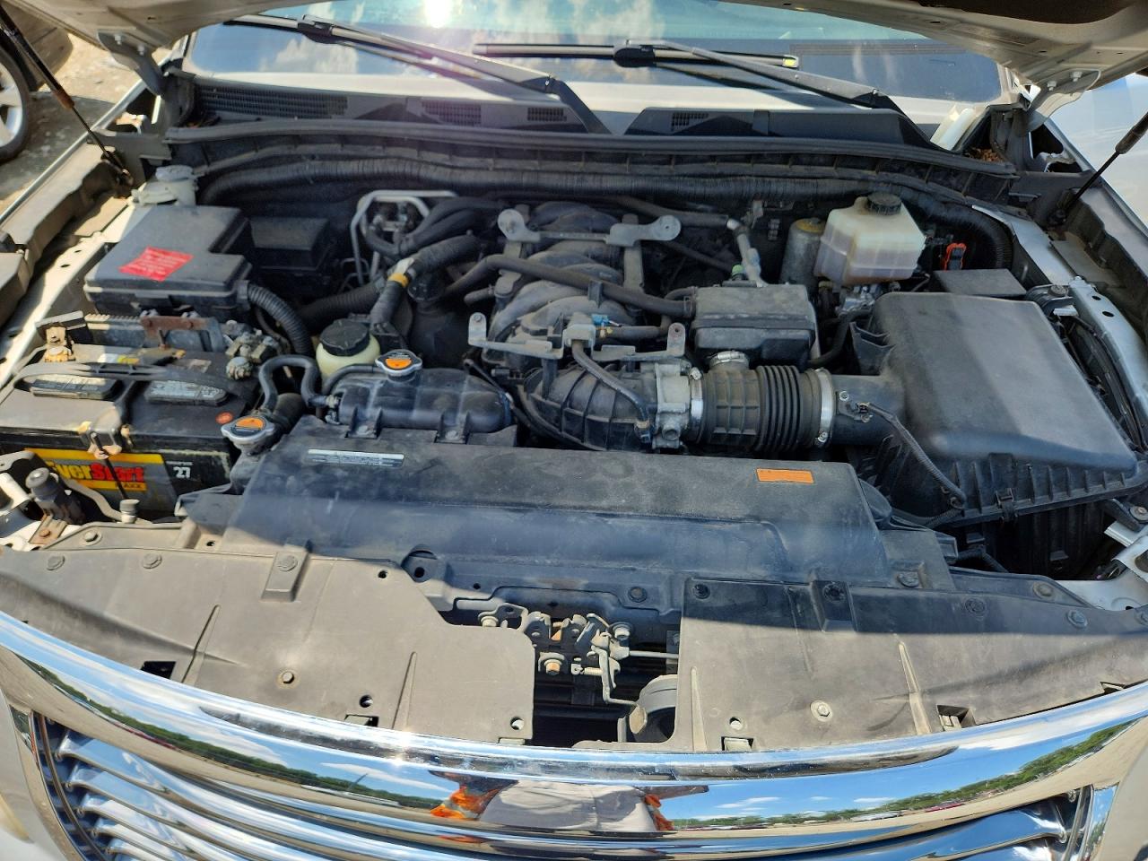 2011 Infiniti Qx56 Base Silver vin: JN8AZ2NC6B9300721