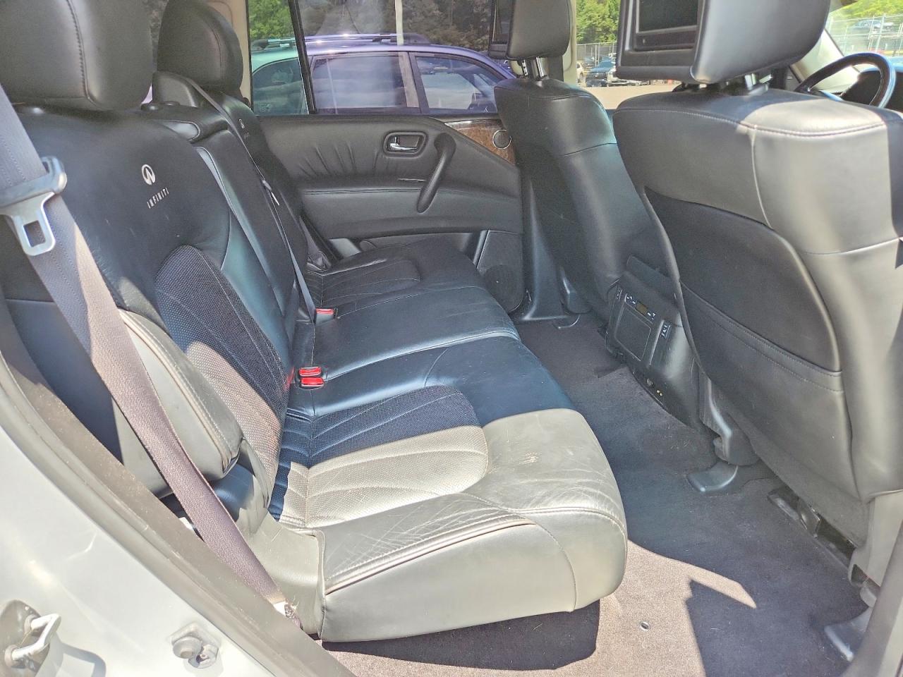 2011 Infiniti Qx56 Base Silver vin: JN8AZ2NC6B9300721