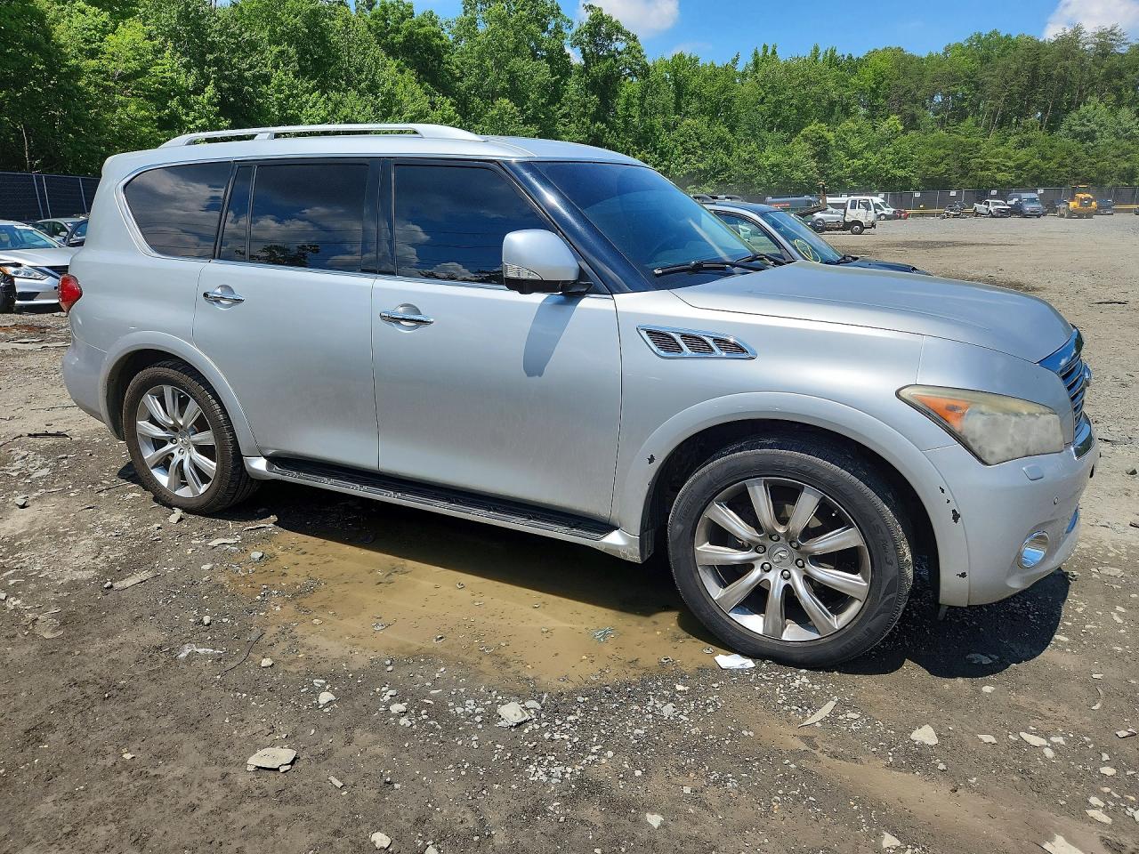 2011 Infiniti Qx56 Base Silver vin: JN8AZ2NC6B9300721