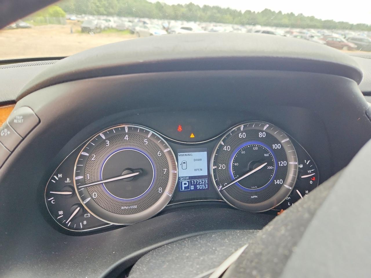 2012 Infiniti Qx56 Base Серебряный vin: JN8AZ2NC8C9316145