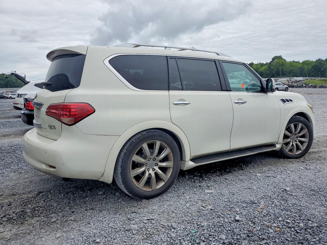 2011 Infiniti Qx56 Base White vin: JN8AZ2NC9B9300681