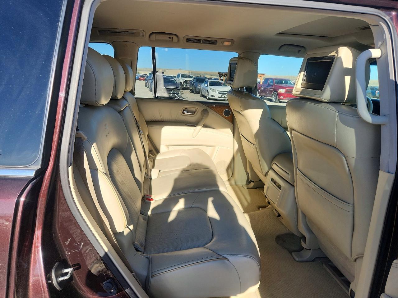 2011 Infiniti Qx56 Base Фиолетовый vin: JN8AZ2NCXB9301421