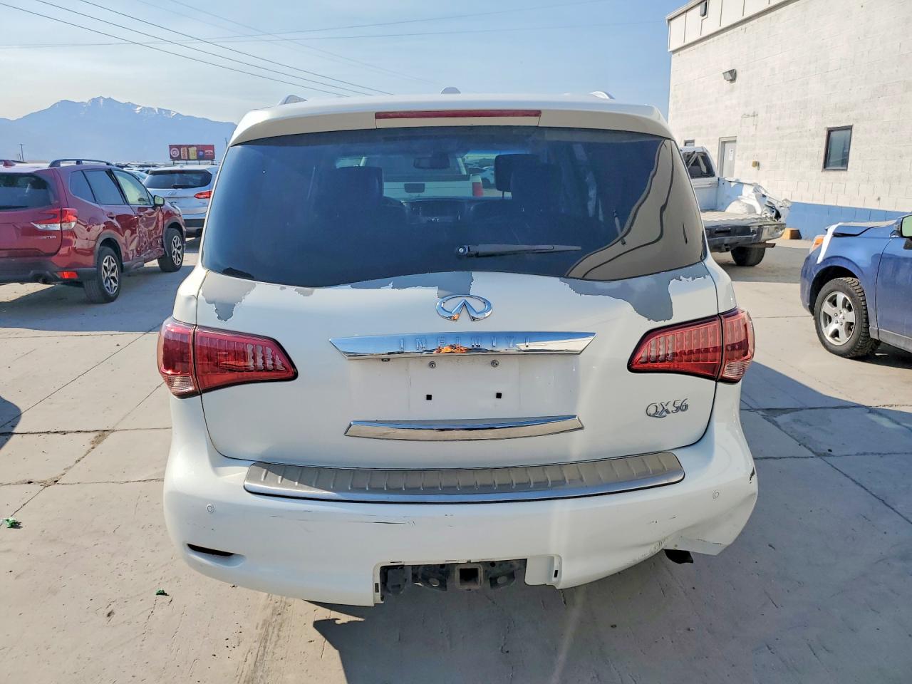 2012 Infiniti Qx56 Base White vin: JN8AZ2ND1C9716105