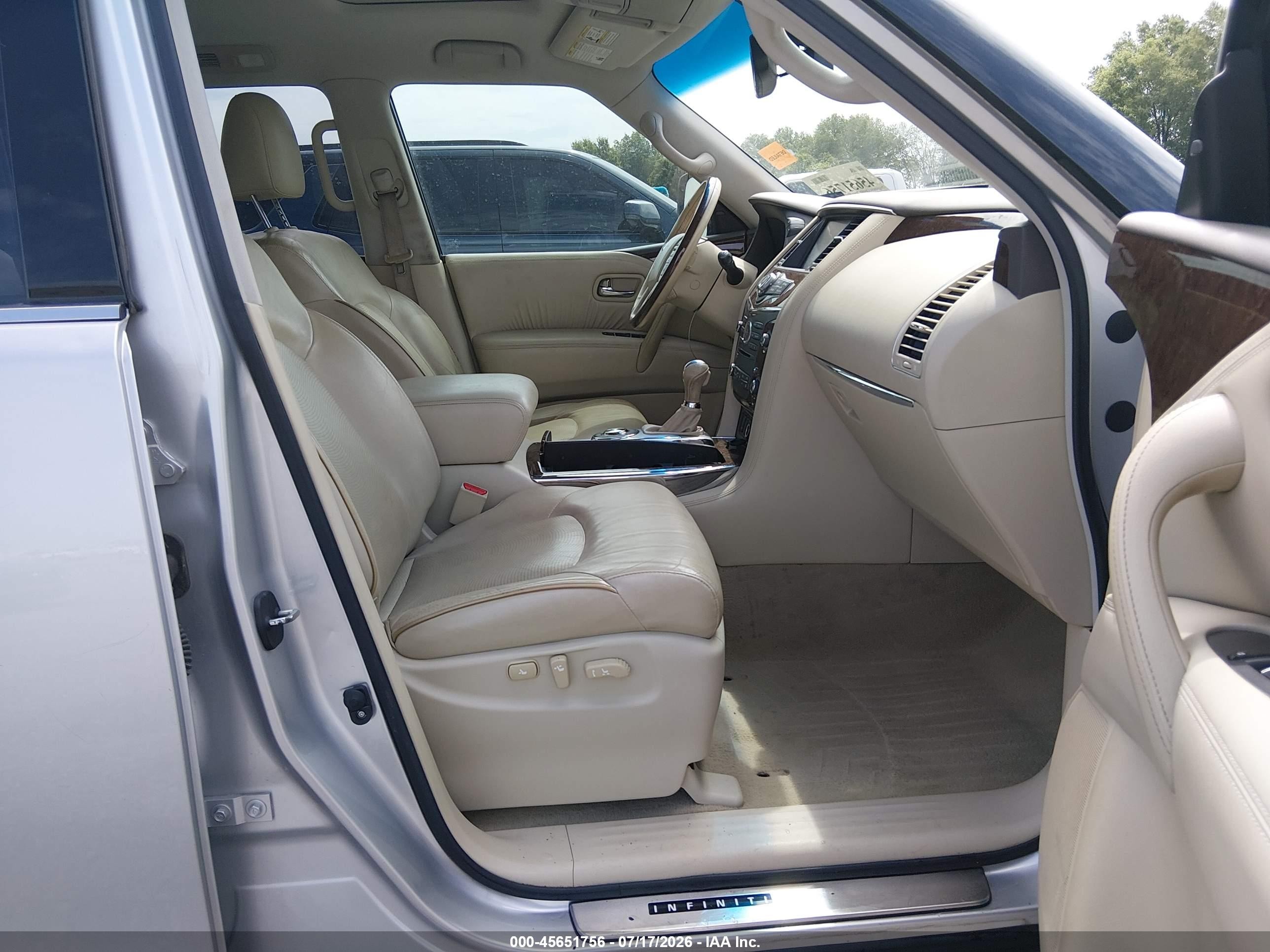 2015 Infiniti Qx80   Silver vin: JN8AZ2ND1F9770301