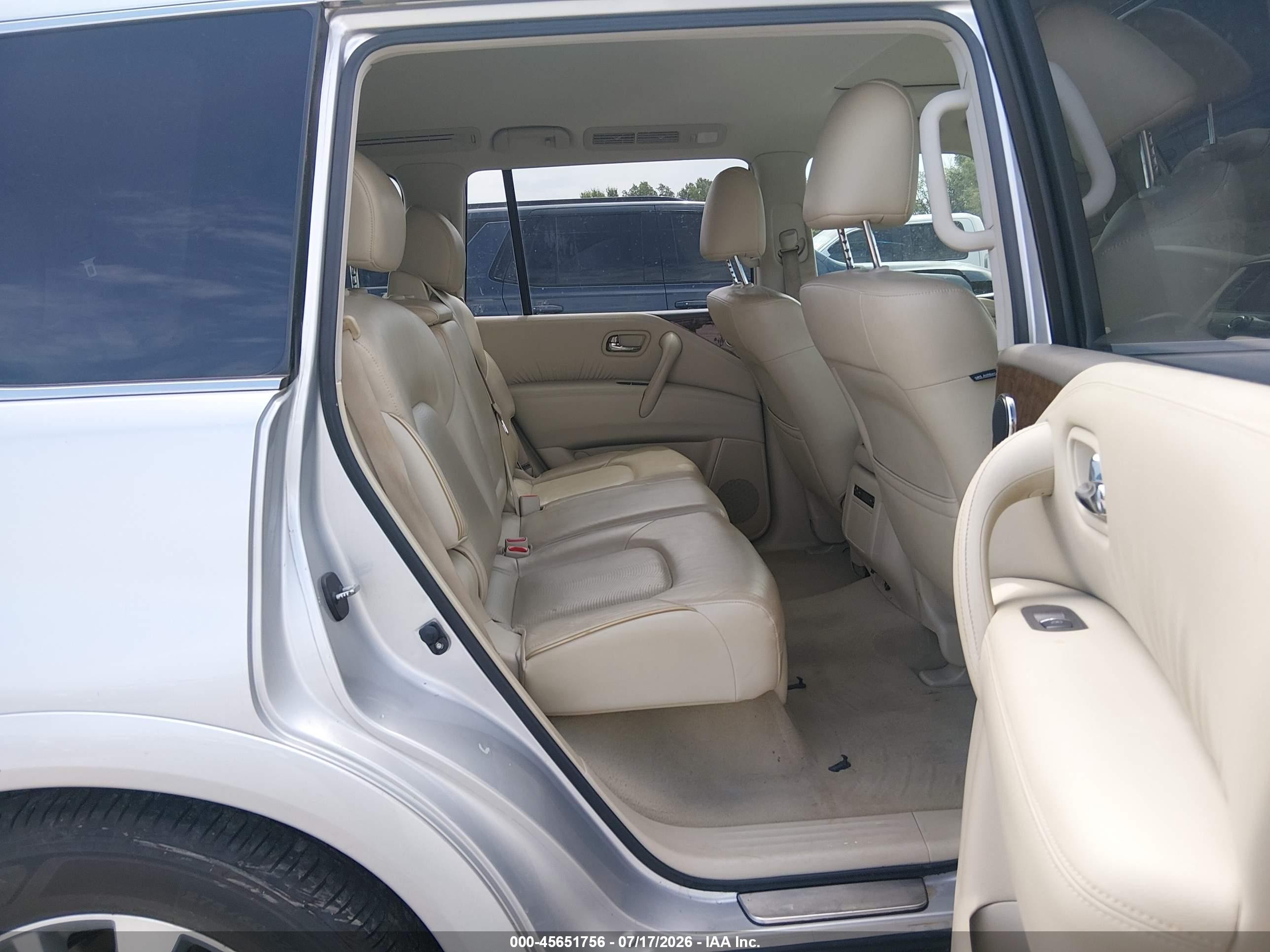2015 Infiniti Qx80   Silver vin: JN8AZ2ND1F9770301