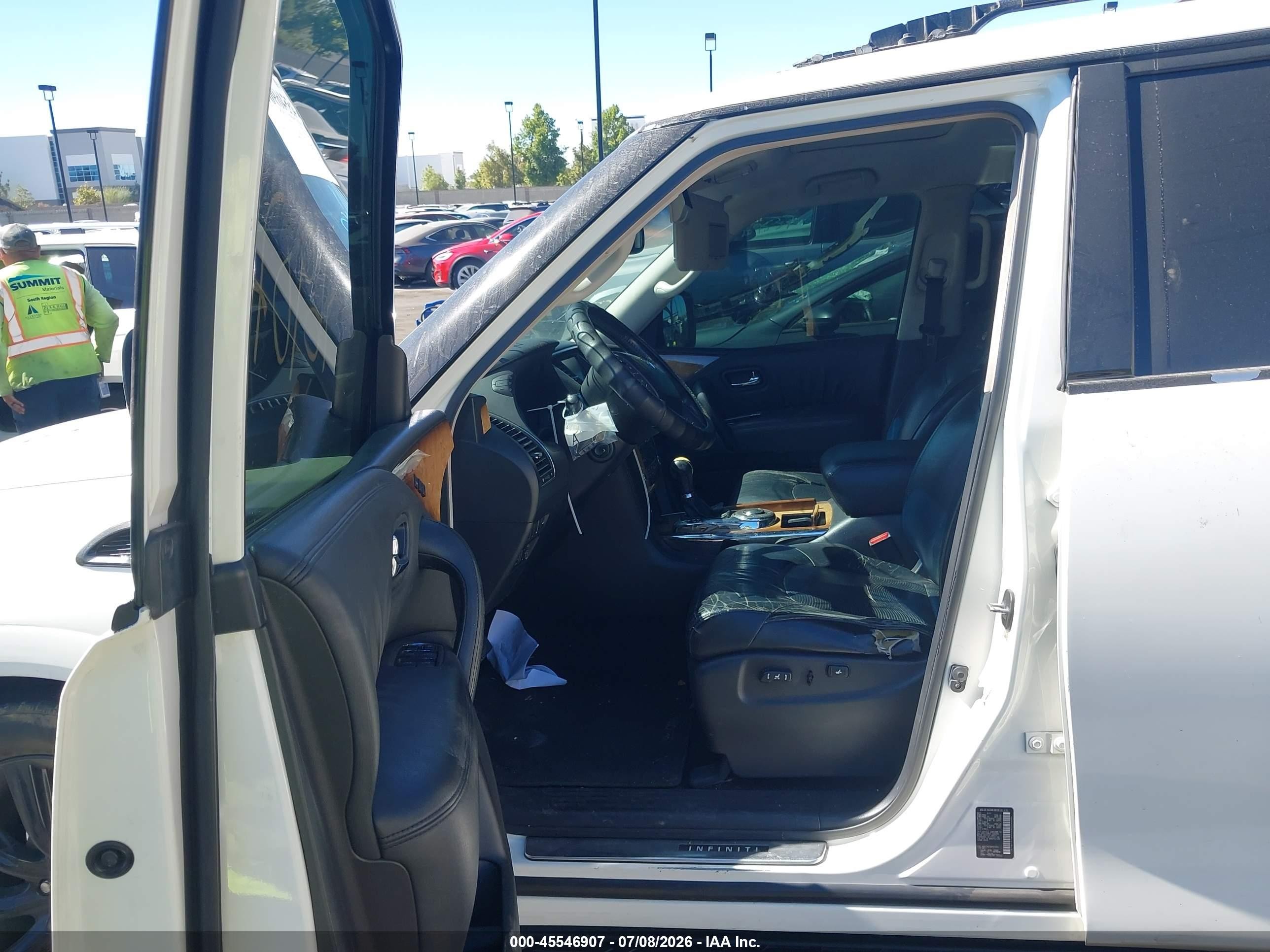 2011 Infiniti Qx56   White vin: JN8AZ2ND3B9701913
