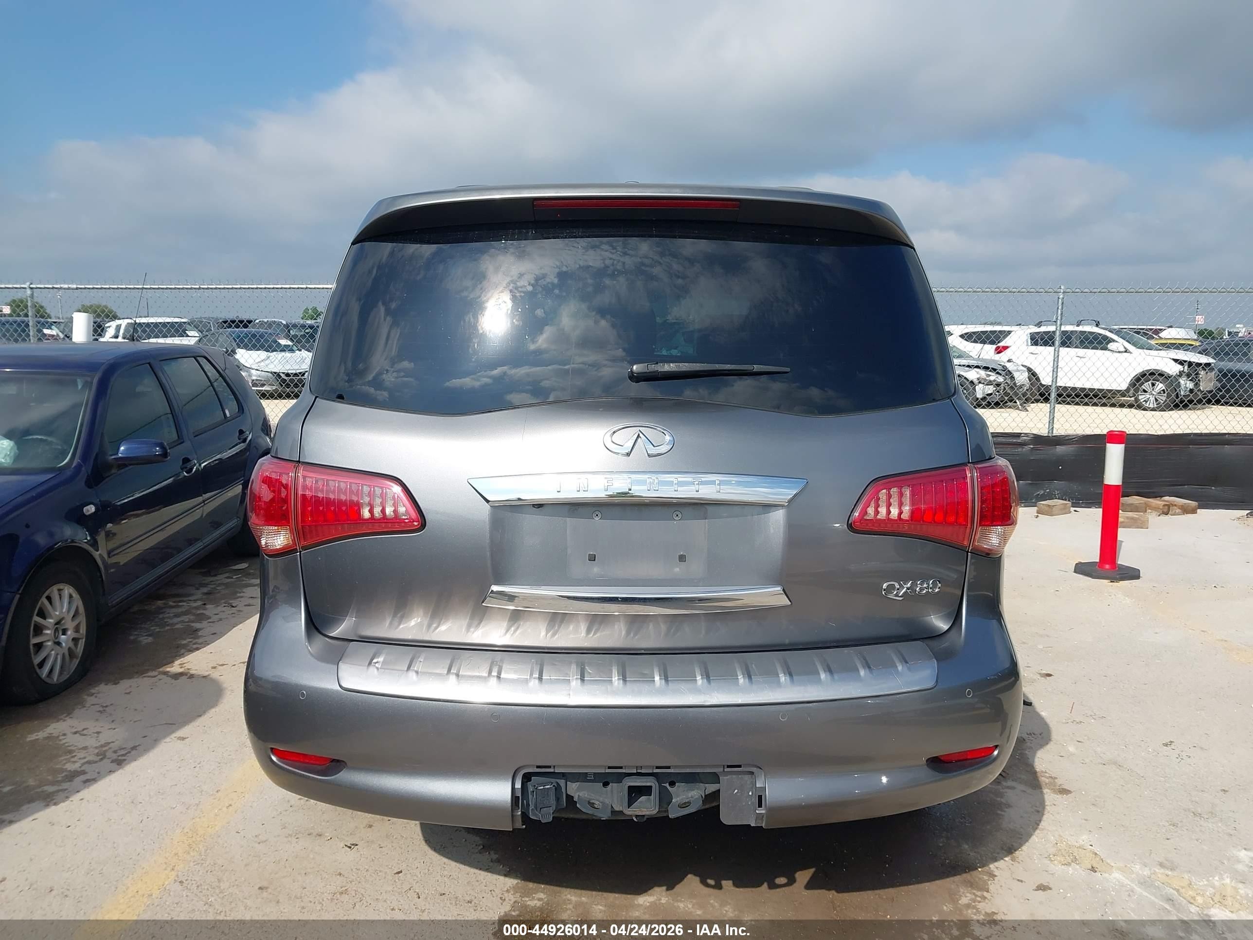 2015 Infiniti Qx80   Gray vin: JN8AZ2ND3F9770381