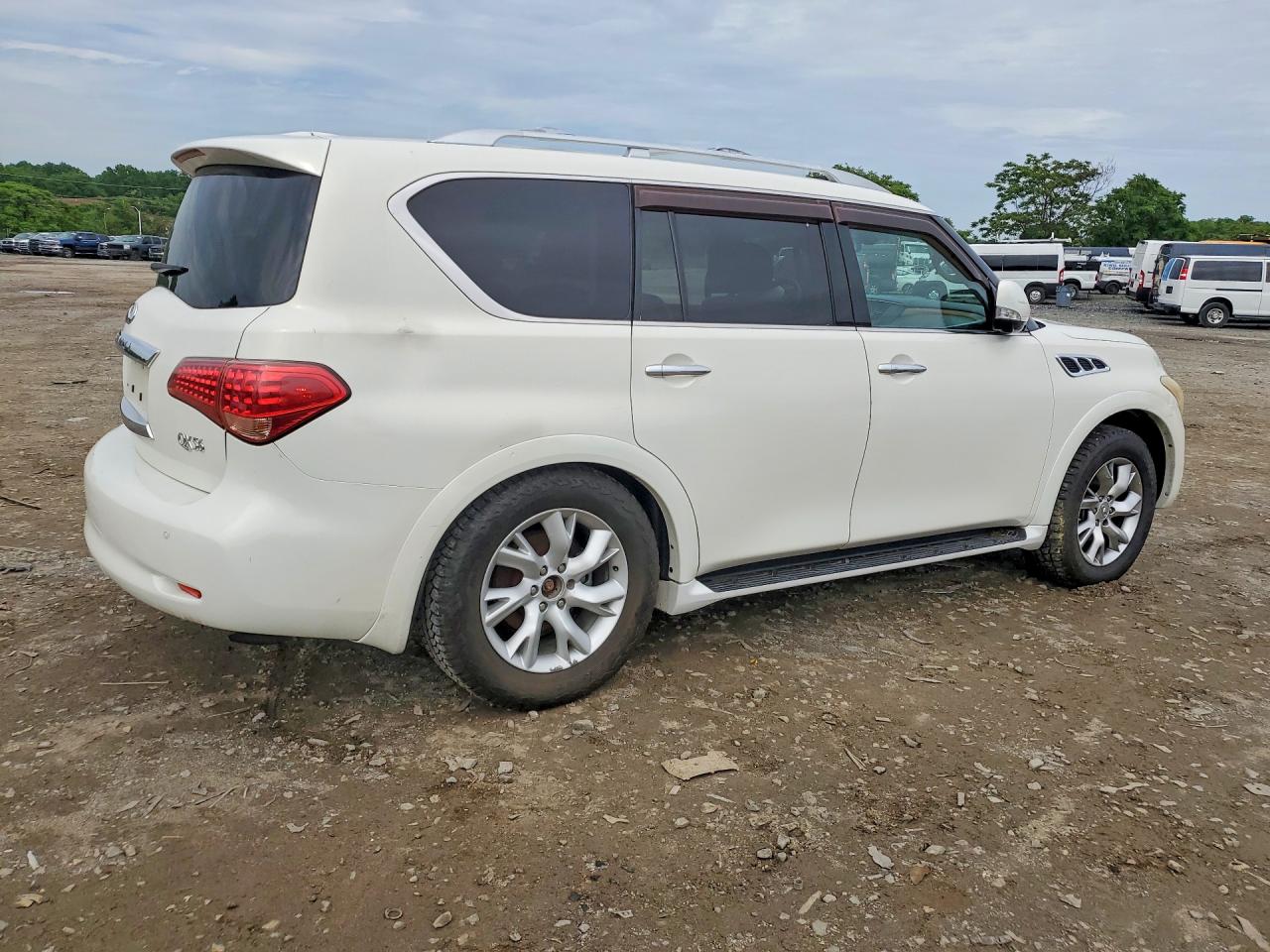 2011 Infiniti Qx56 Base Белый vin: JN8AZ2NE0B9001596