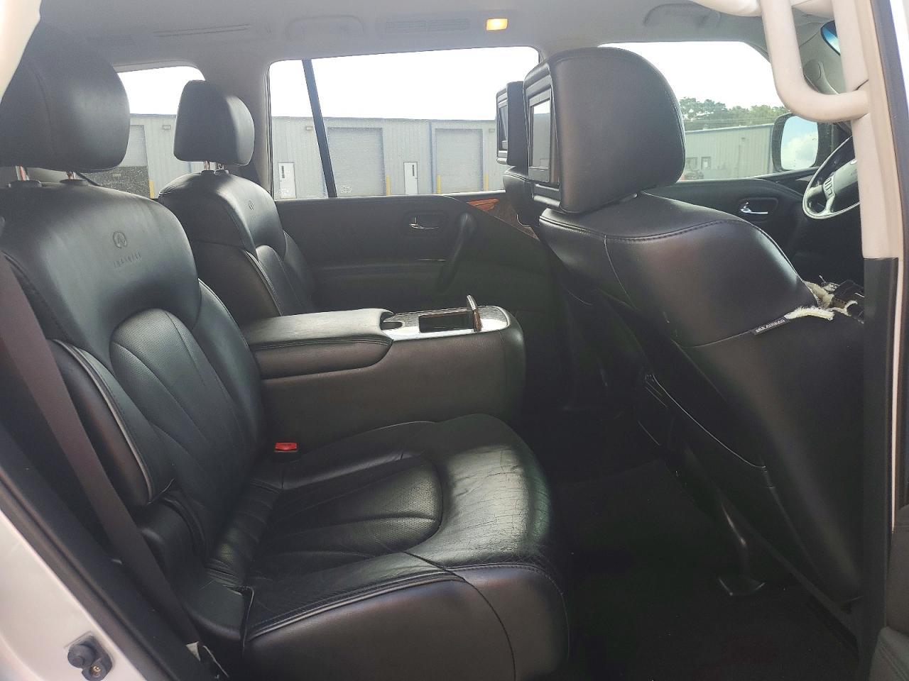 2011 Infiniti Qx56 Base Silver vin: JN8AZ2NE0B9007348