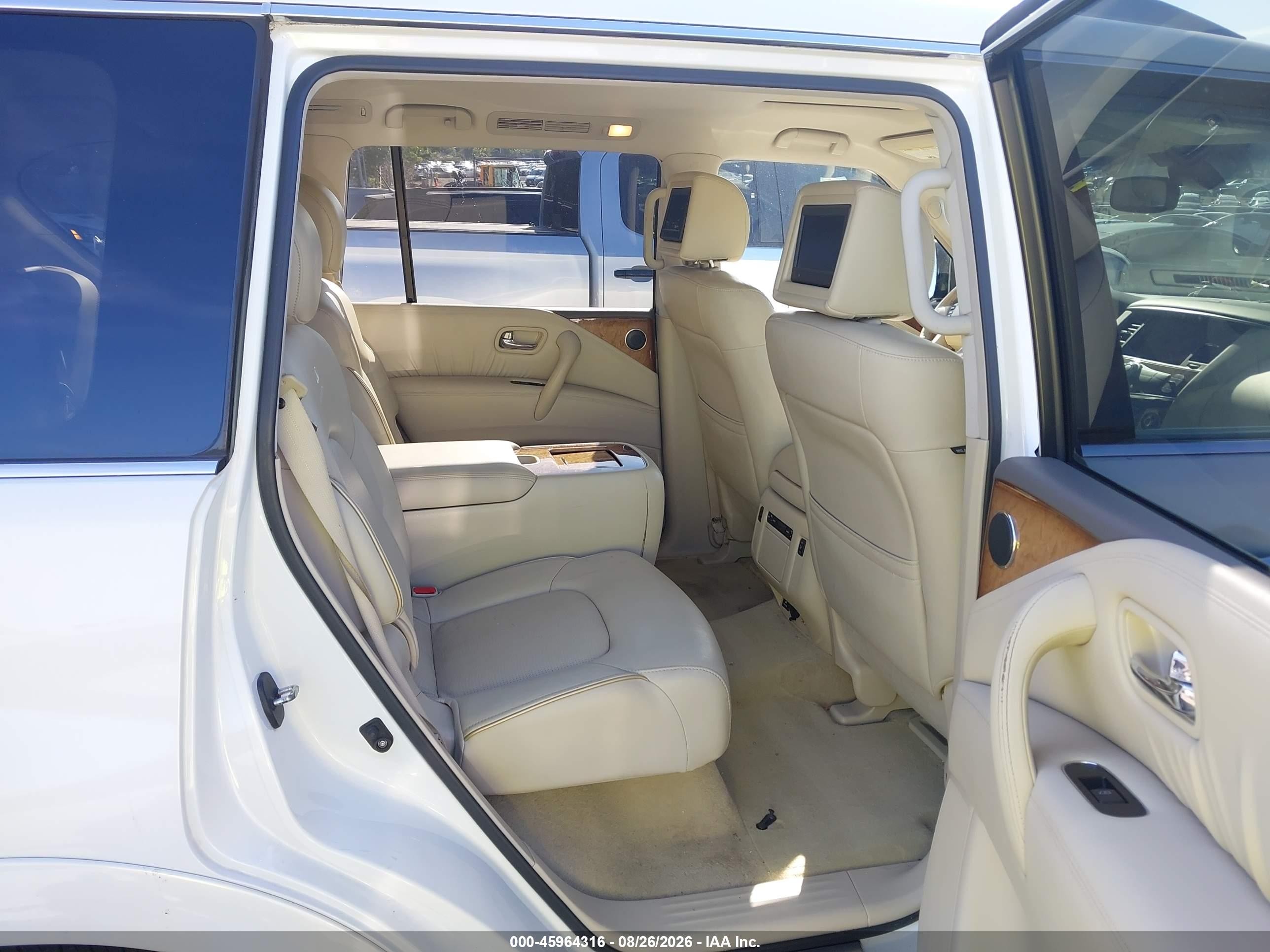 2012 Infiniti Qx56   White vin: JN8AZ2NE0C9022109