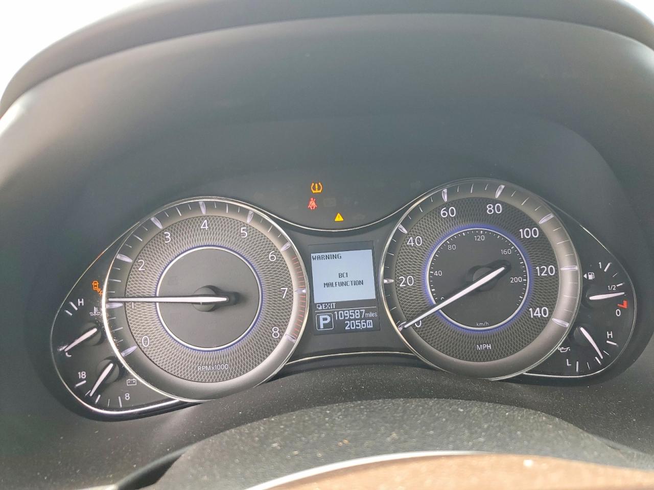 2015 Infiniti Qx80 Base White vin: JN8AZ2NE0F9082279