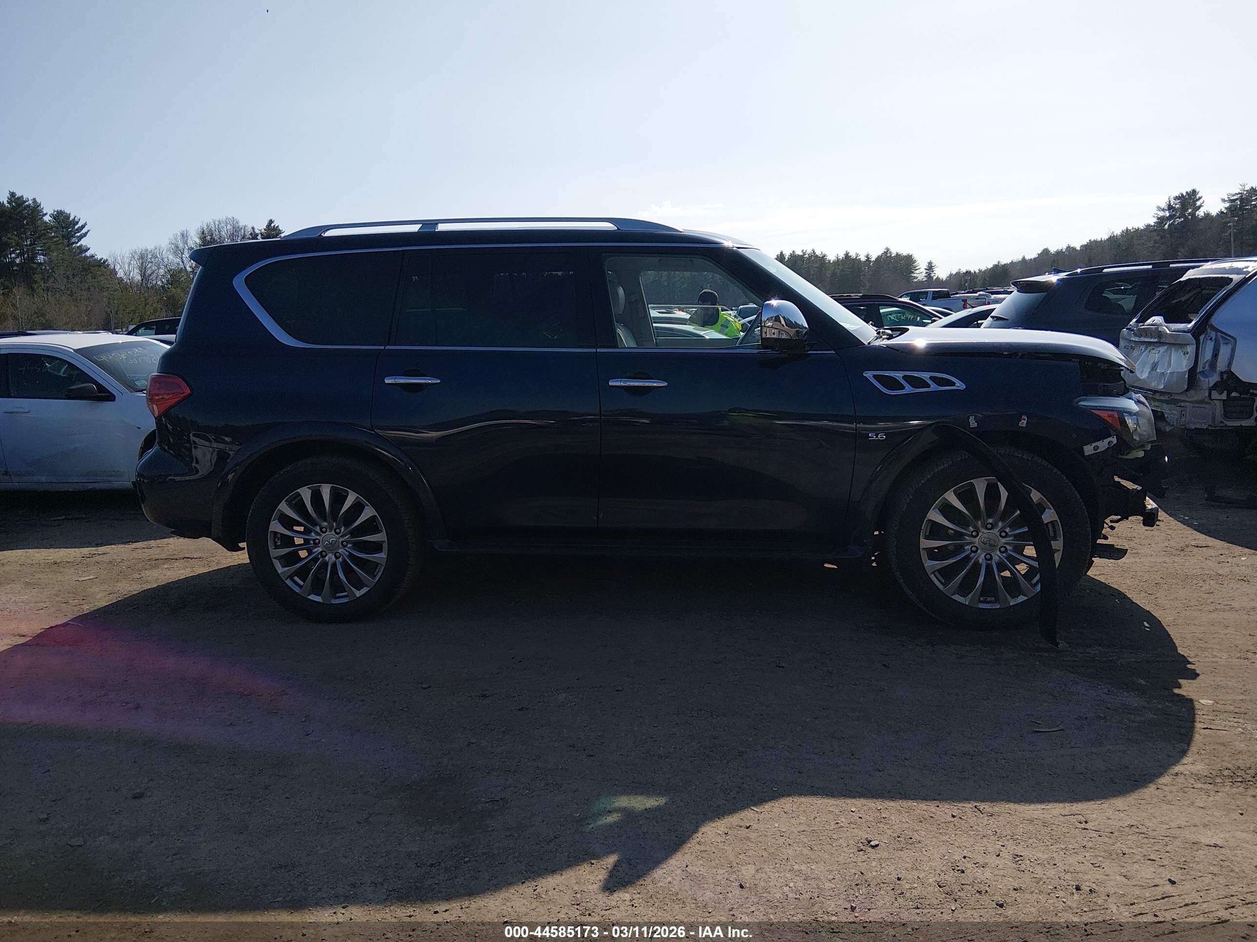 2016 Infiniti Qx80   Black vin: JN8AZ2NE0G9123477