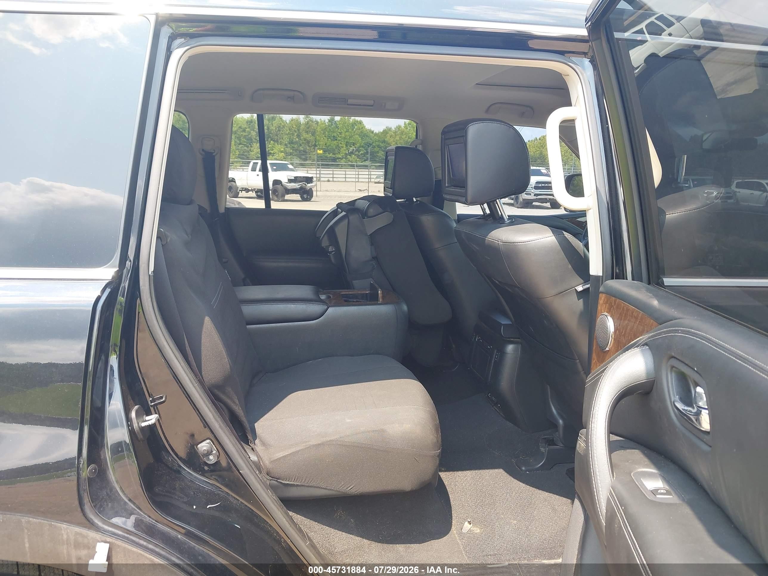 2015 Infiniti Qx80   Черный vin: JN8AZ2NE1F9081013