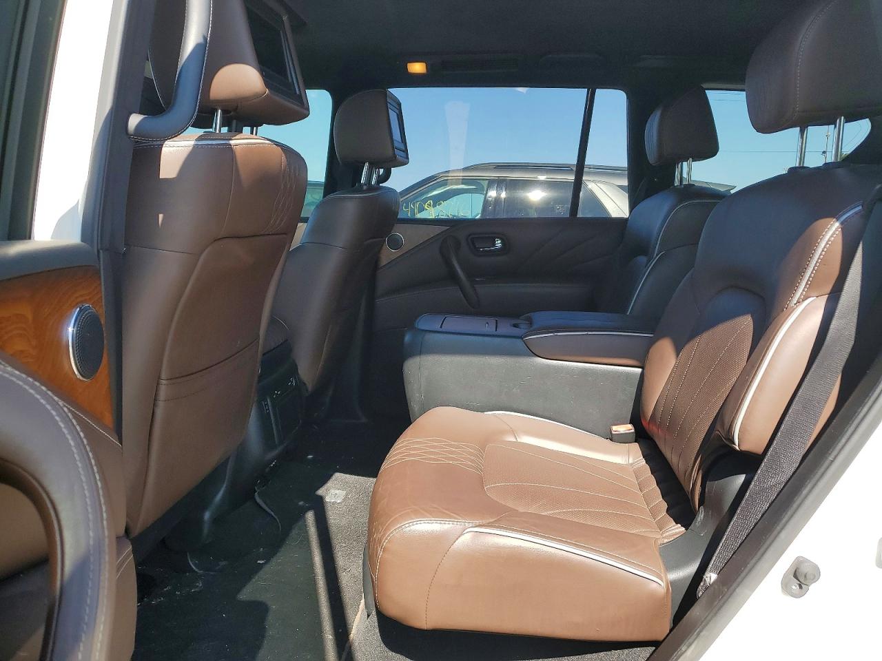 2015 Infiniti Qx80 Base White vin: JN8AZ2NE1F9086230