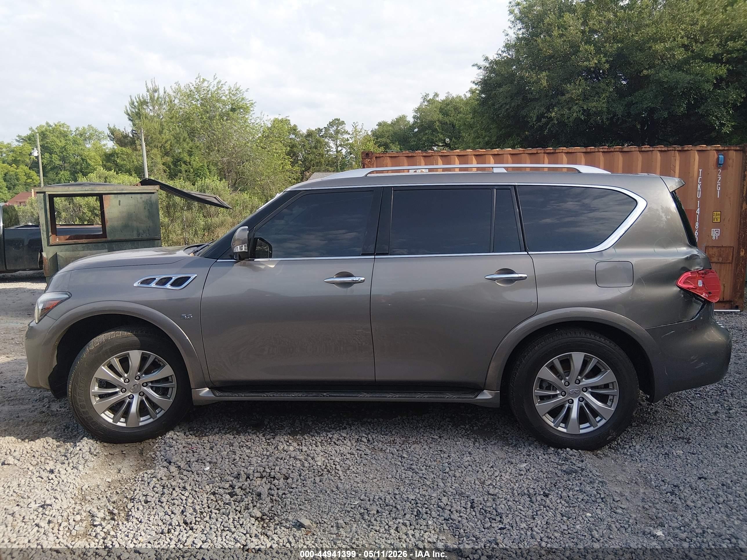 2017 Infiniti Qx80   Коричневый vin: JN8AZ2NE1H9158403