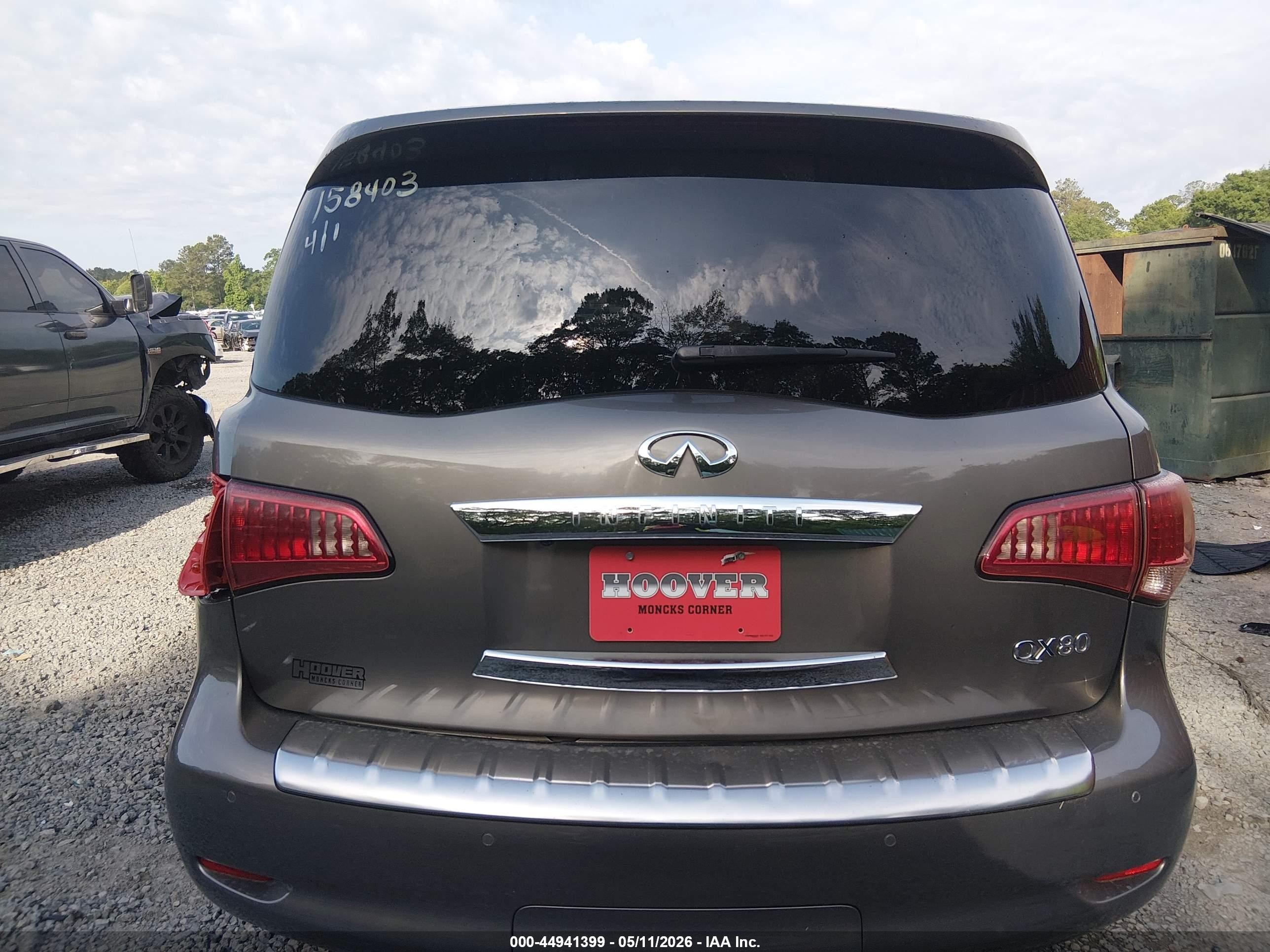2017 Infiniti Qx80   Коричневый vin: JN8AZ2NE1H9158403