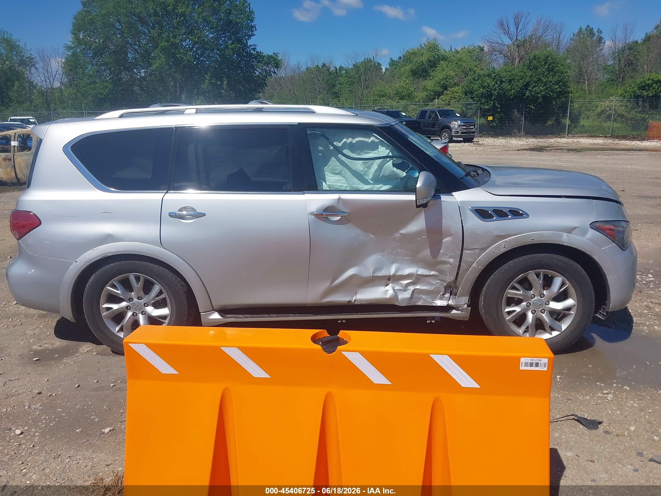 2011 Infiniti Qx56   Gray vin: JN8AZ2NE2B9005830