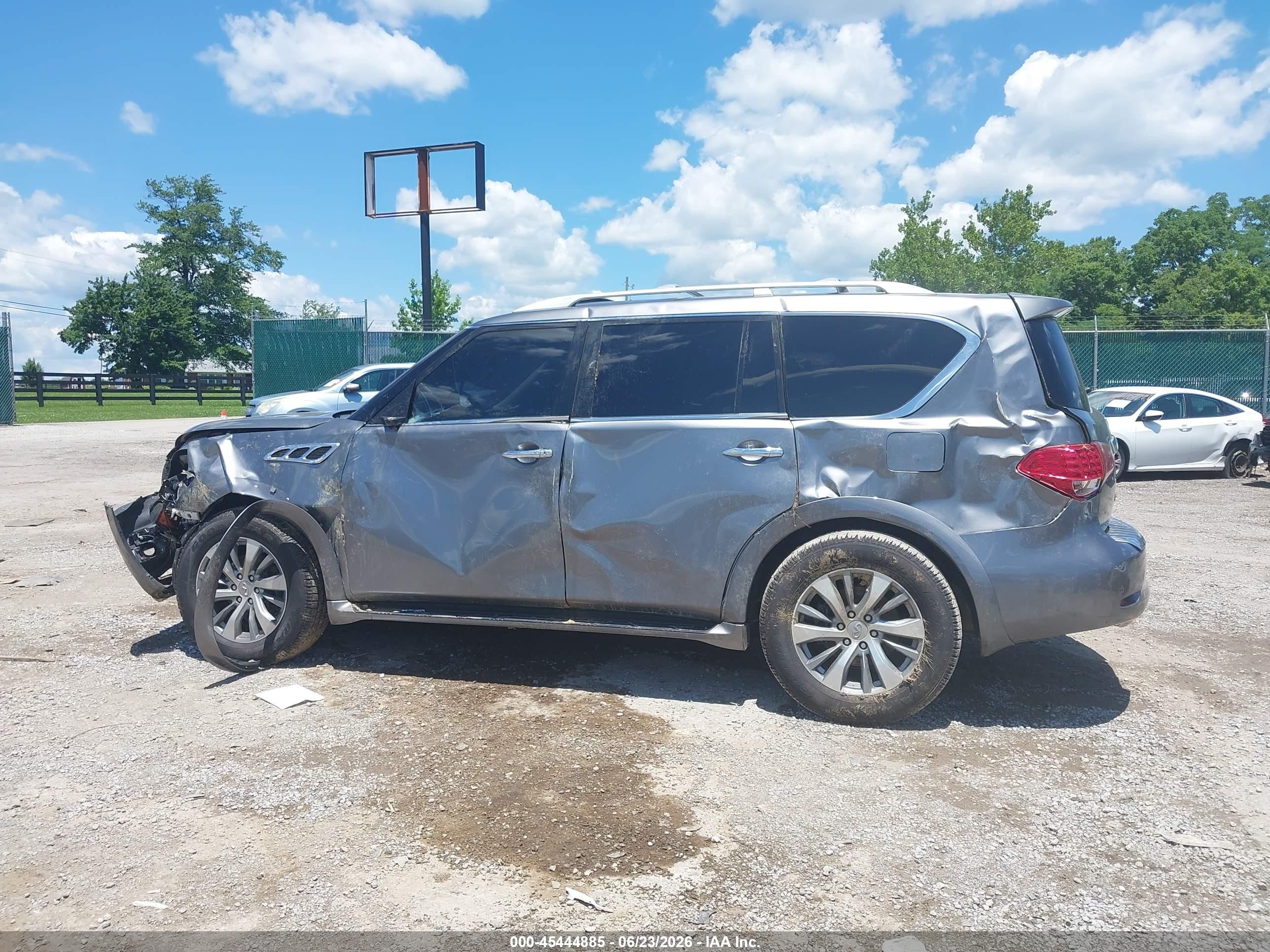 2015 Infiniti Qx80   Gray vin: JN8AZ2NE2F9083417