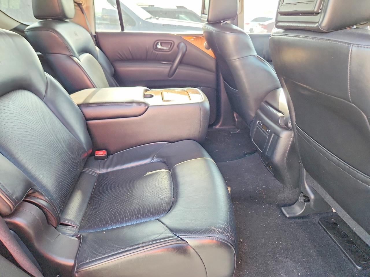 2011 Infiniti Qx56 Base White vin: JN8AZ2NE3B9005111