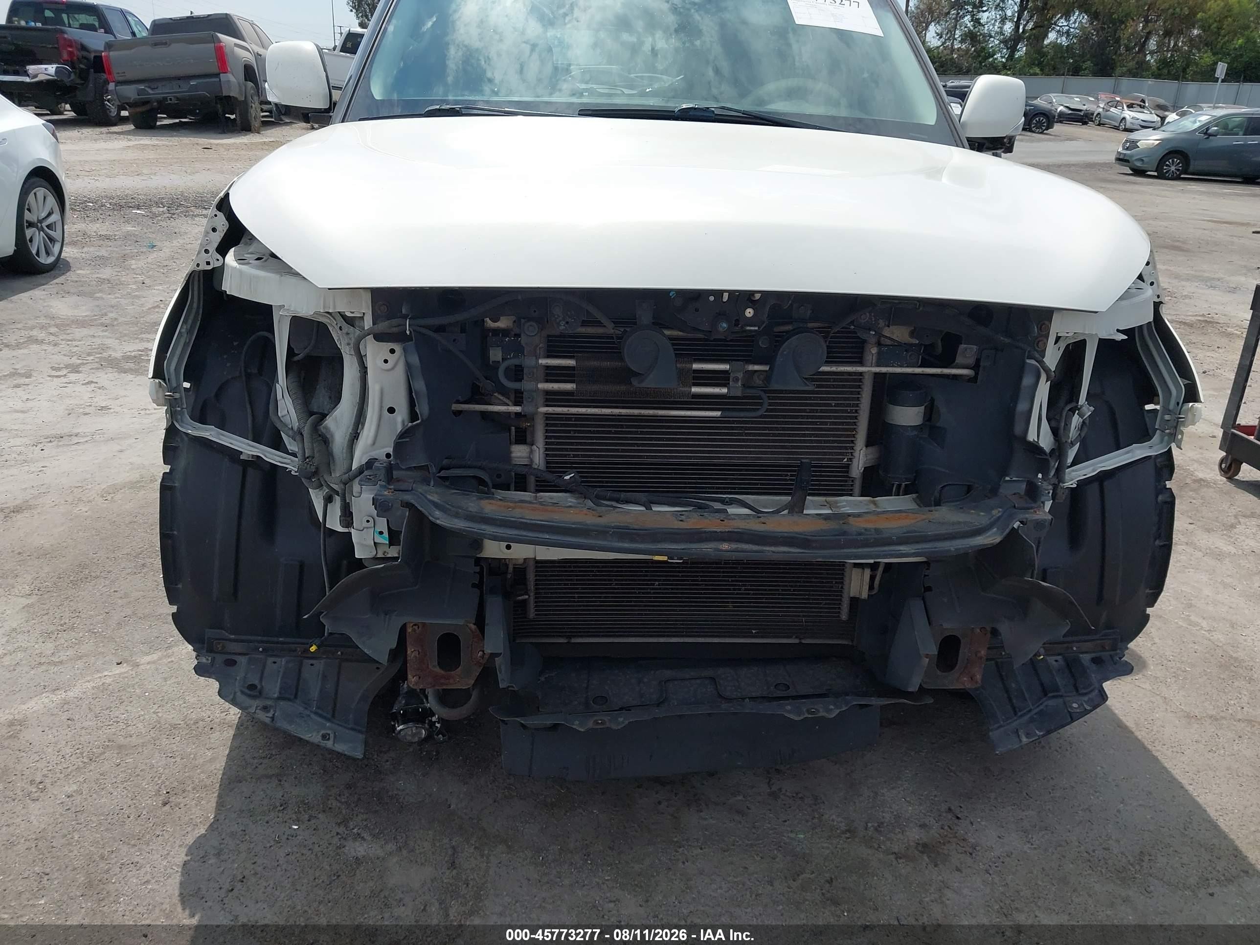 2013 Infiniti Qx56   White vin: JN8AZ2NE3D9040184