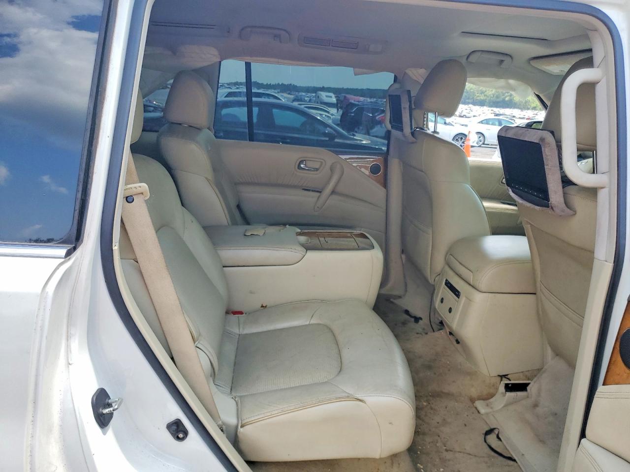 2013 Infiniti Qx56 Base White vin: JN8AZ2NE4D9041487
