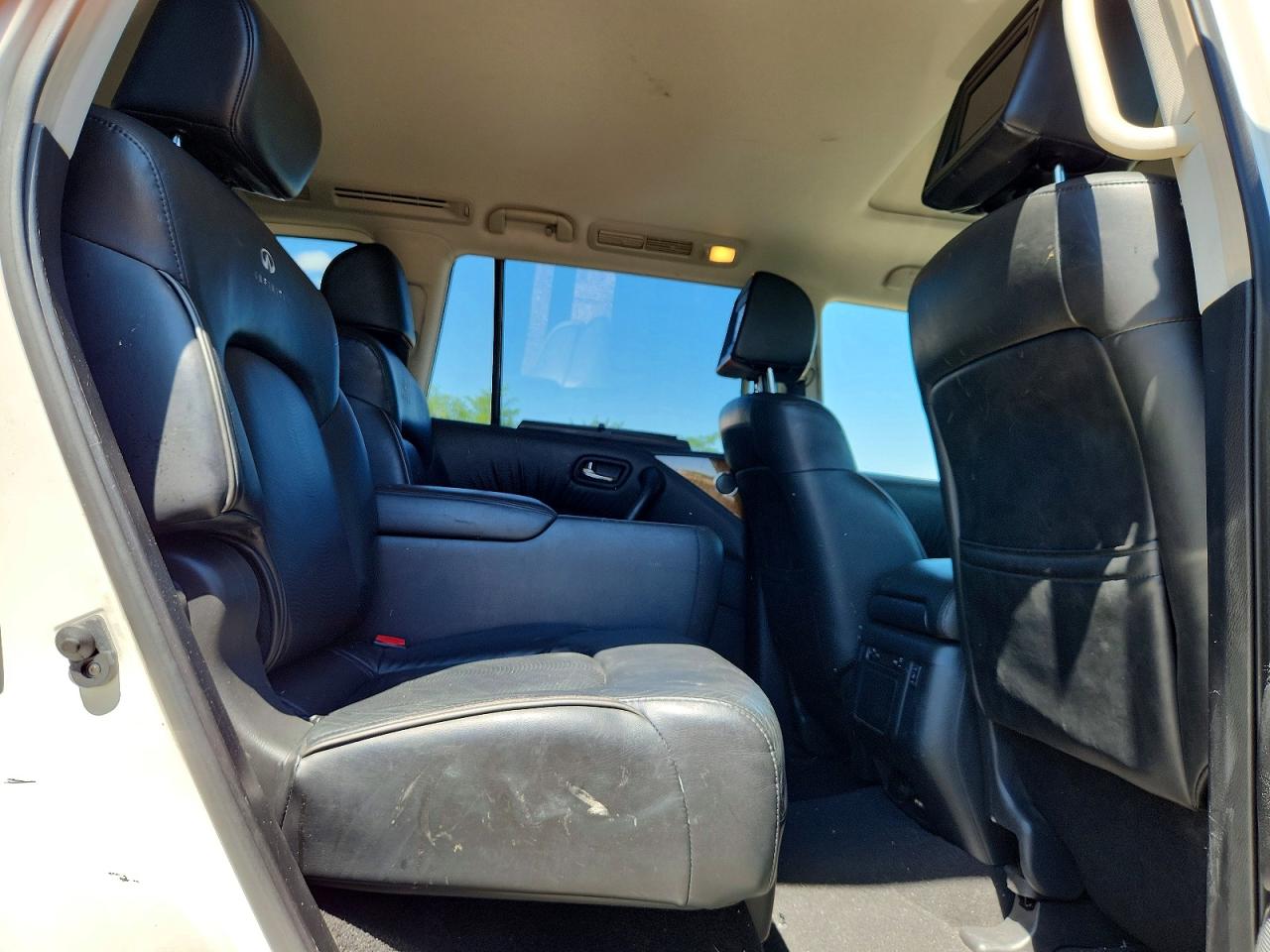 2014 Infiniti Qx80 Base White vin: JN8AZ2NE4E9067251